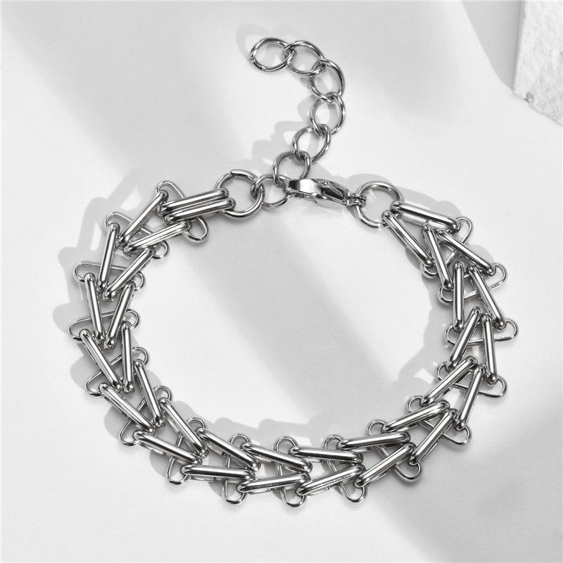 Jewelry Interlocked Triangle Link Chain Bracelets Size ONE SIZE - 4 Thumbnail