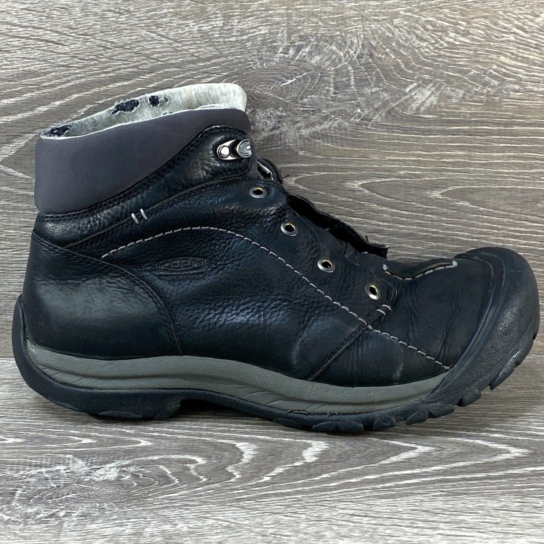 KEEN Keen Kaci Black Leather Winter Waterproof Mid Boot Lace Up 100 G Insulation 10.5 Boots Women Size US 8 / IT 38 - 2 Thumbnail