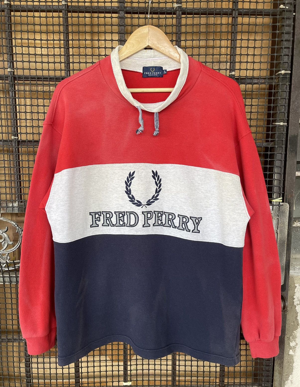 Fred Perry RAREST‼️Vintage90s🔥FRED PERRY🔥Embroidered Big logo Longsleeve Size US L / EU 52-54 / 3 - 2 Thumbnail