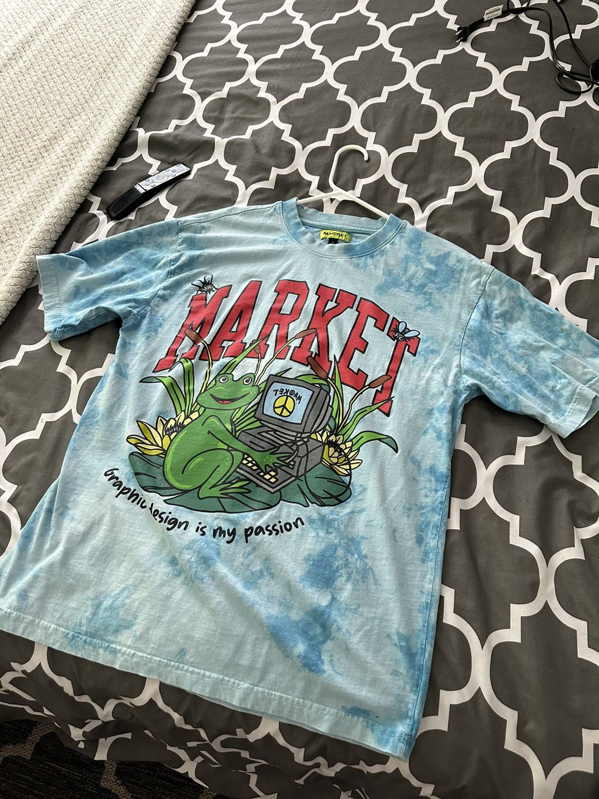 Market Market Passionate Frog Tie Dye T-Shirt Size US L / EU 52-54 / 3 - 1 Thumbnail