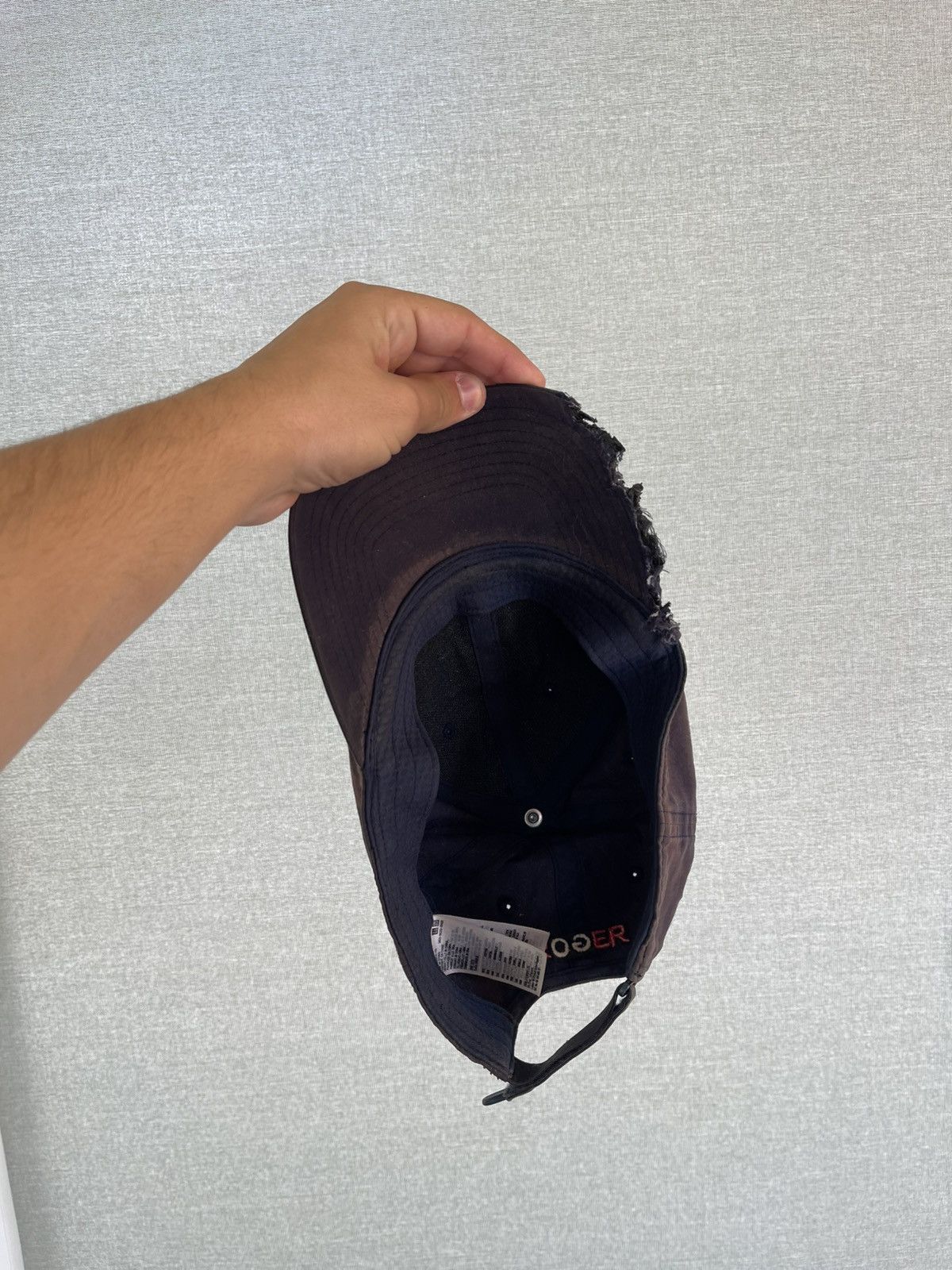 Uniqlo Rare ROGER FEDERER x Uniqlo RF CRAZY DISTRESSED Cap Size ONE SIZE - 6 Thumbnail