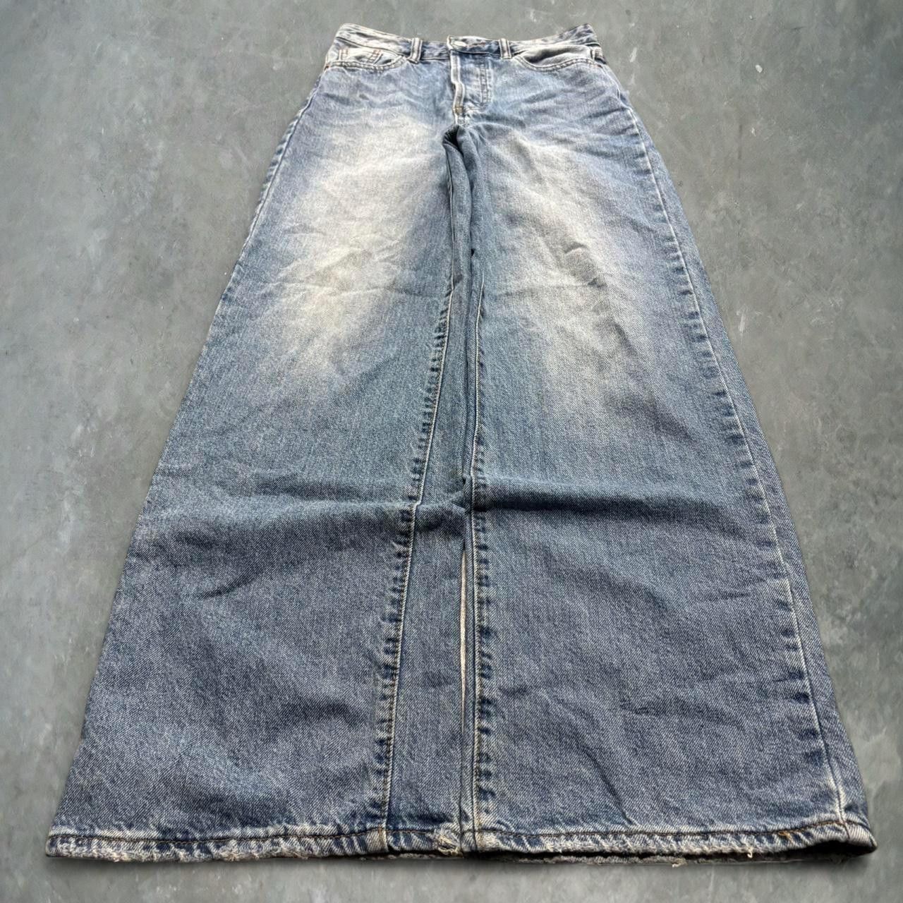 Vintage Crazy Vintage Y2K/2000s Super Baggy Wideleg Skater Streetwear Medium Blue Wash Denim Jeans! Size US 26 / EU 42 - 1 Thumbnail