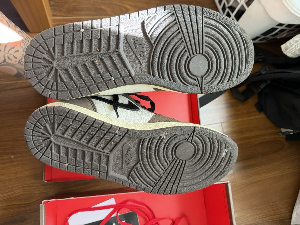 Jordan Brand × Travis Scott Jordan 1 travis scott hi Size US 10 / EU 43 - 8 Thumbnail