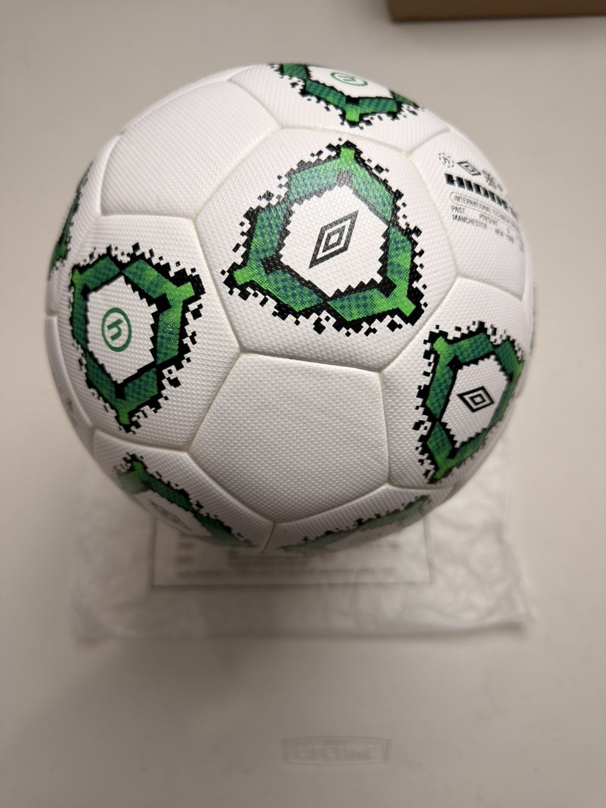 HIDDEN HIDDEN NY X UMBRO soccer ball Size ONE SIZE - 3 Thumbnail