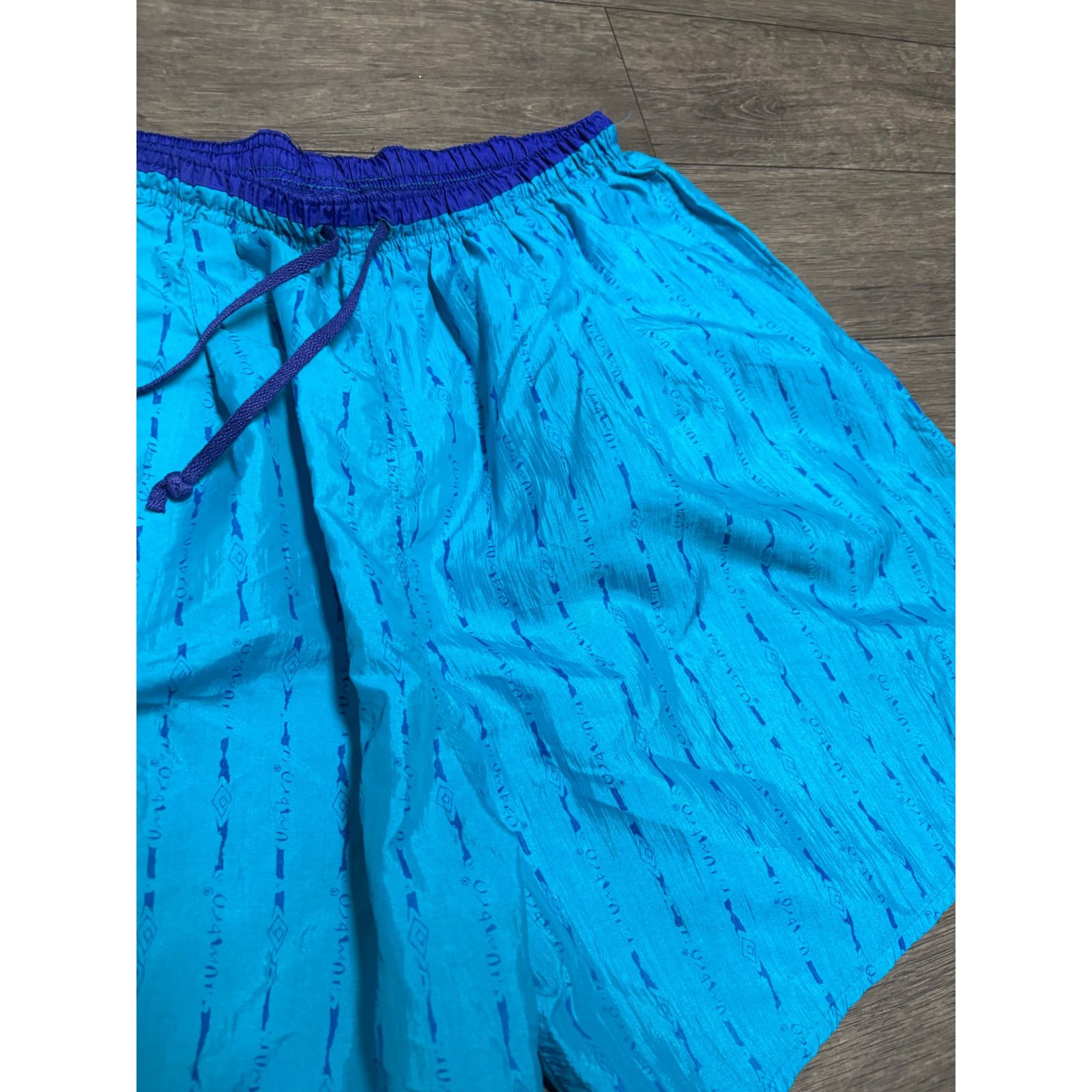 Umbro × Vintage Vintage Umbro Soccer Blue Aztec Shorts Sz XL 90s Size US 30 / EU 46 - 2 Thumbnail