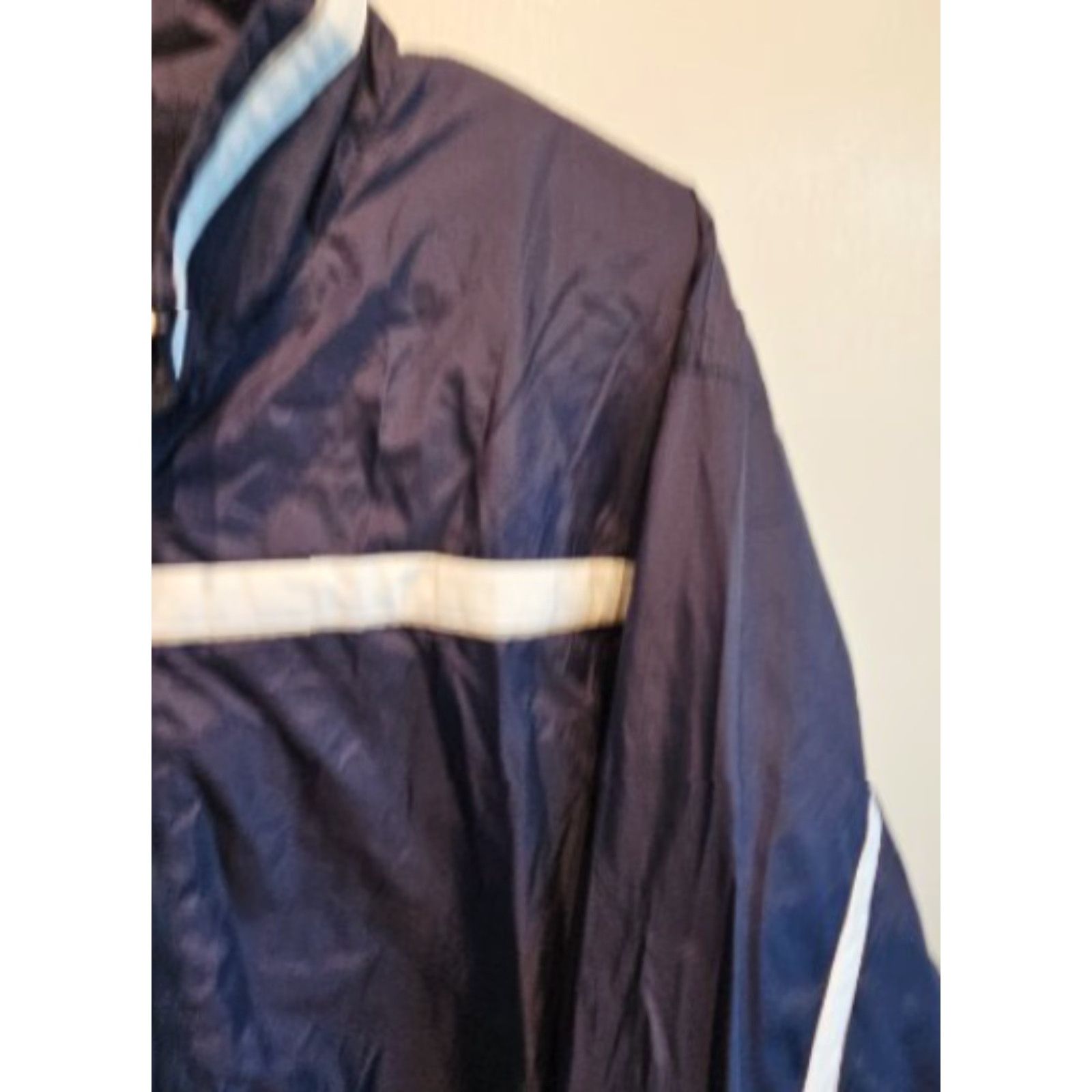 Adidas VINTAGE adidas Coat Windbreaker Full Zip 3 Stripe Mens Medium Blue Nylon Full Zip Embroidered Logo Shirt? Size US M / EU 48-50 / 2 - 5 Thumbnail