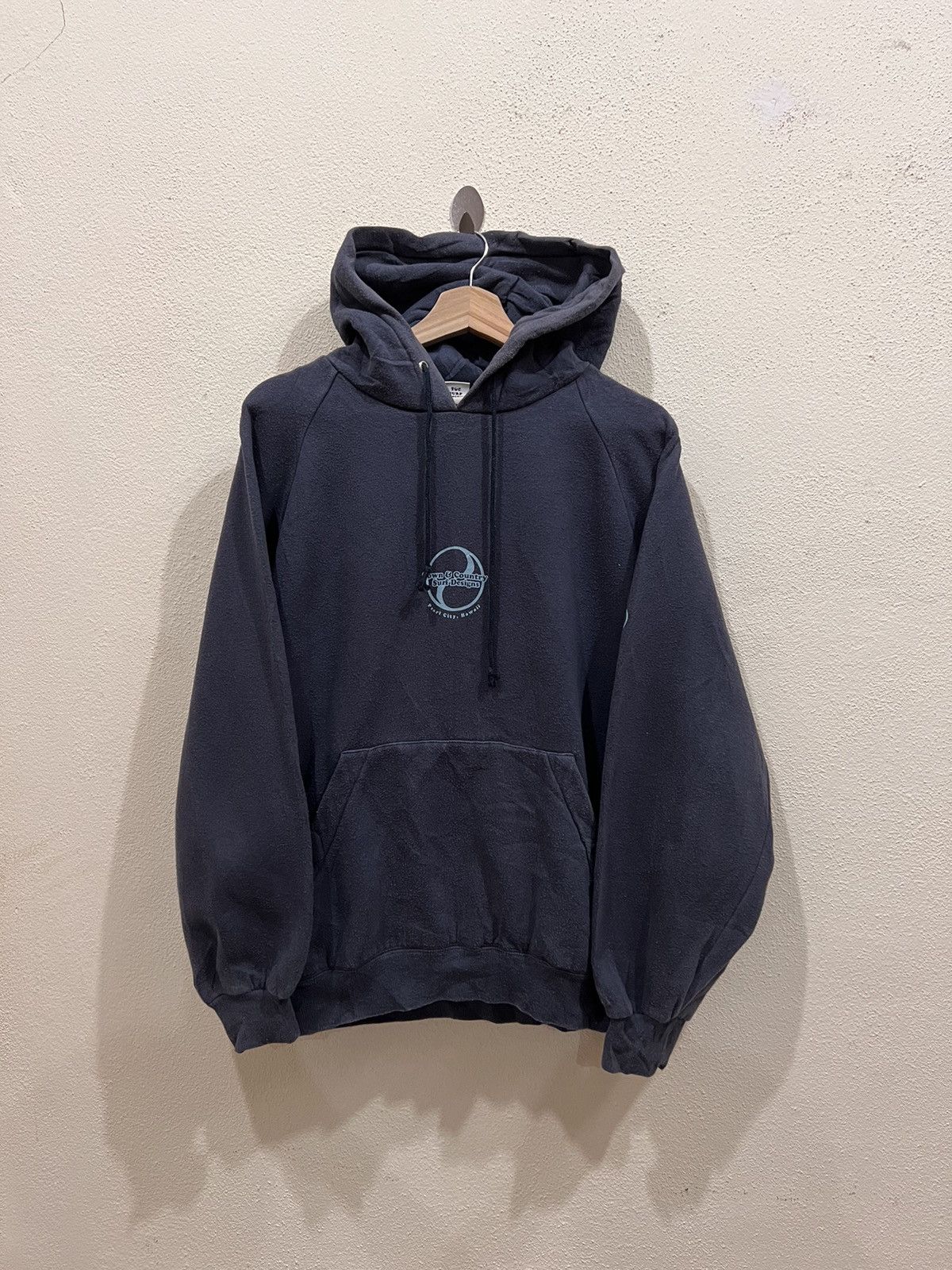 Vintage Vintage Town & Country Surf Design Hoodies Size US M / EU 48-50 / 2 - 2 Thumbnail