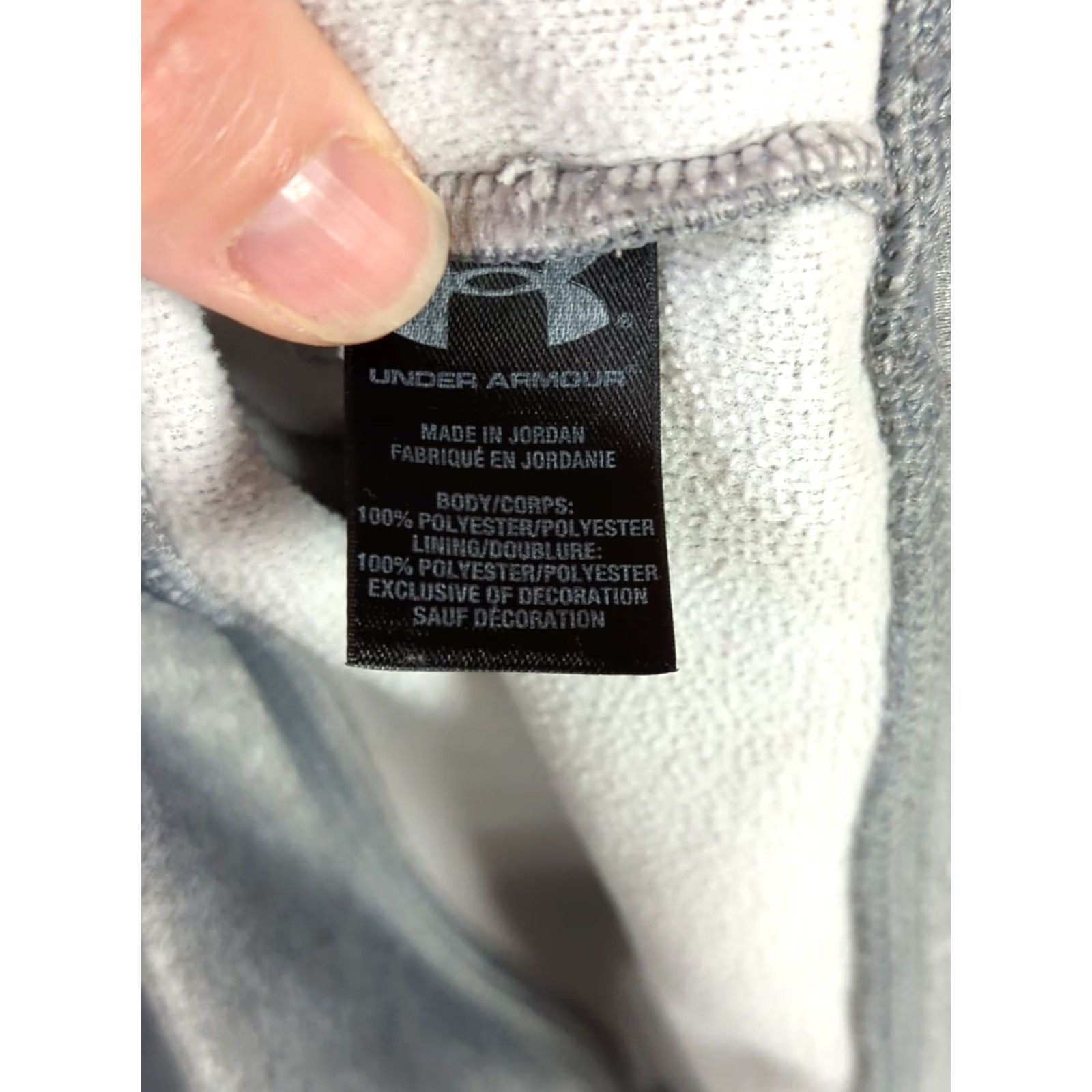 KangaROOS Under Armour Storm Hoodie Mens size S Gray/Green Pullover Kangaroo Pocket Knit Polyester High Neck Outdoor Gym & Training Size US S / EU 44-46 / 1 - 4 Thumbnail