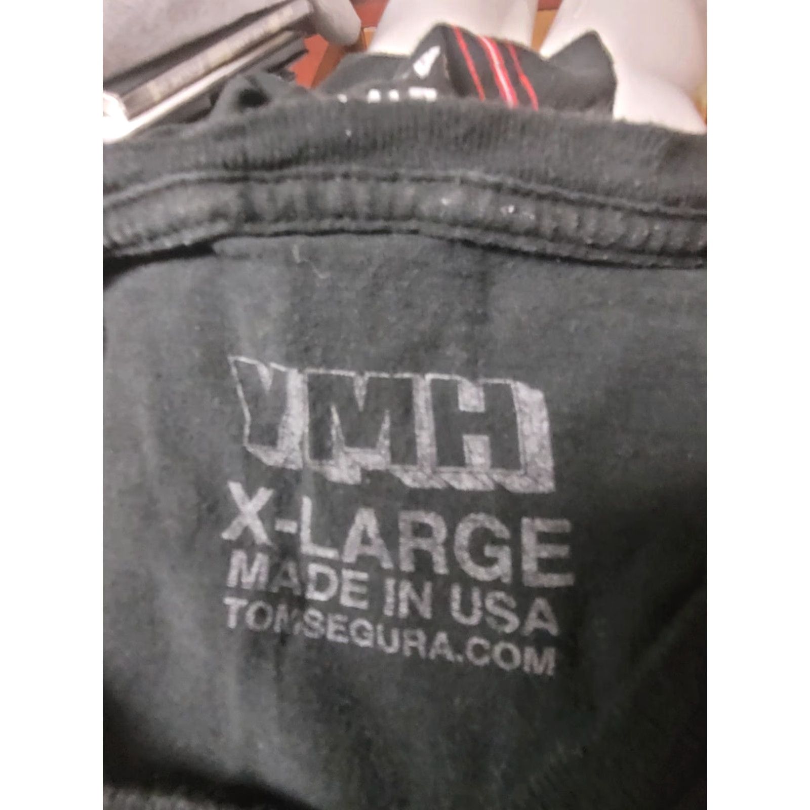 Vintage VINTAGE Tom Segura Take It Down 2019 Tour T Shirt XL Comedy Your Moms House Two Bears Shirt Mens Black Cotton Graphic Tee Size US XL / EU 56 / 4 - 5 Thumbnail