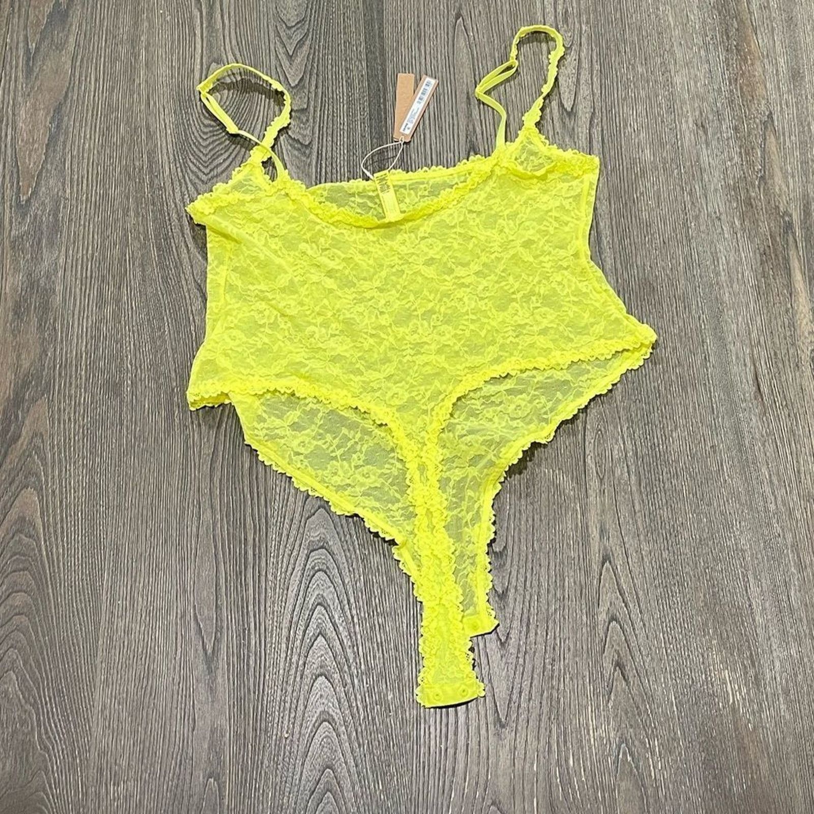 SKIMS NWT Skims Stretch Lace Bodysuit Yellow Highlighter 3X Size 3XL / US 20-22 - 5 Thumbnail
