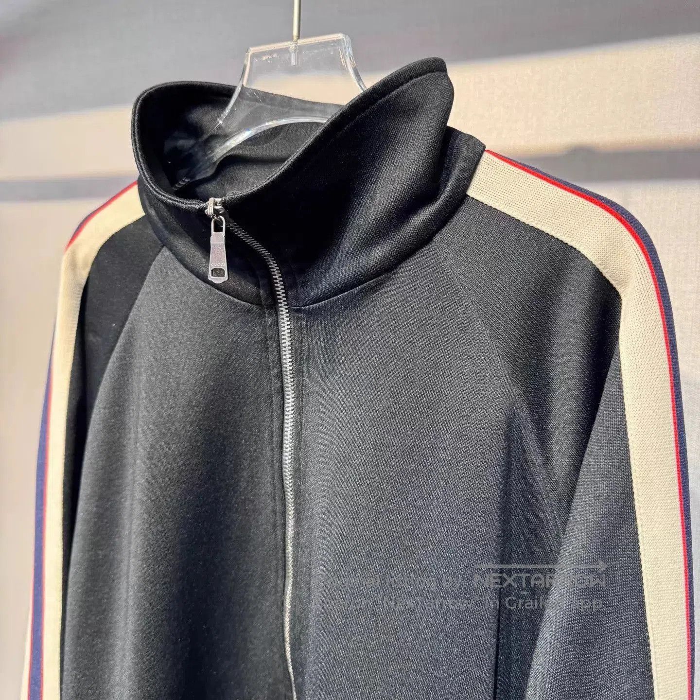 Gucci Black Zip-Up Sweatshirt with Striped Sleeves. Size US XXL / EU 58 / 5 - 5 Thumbnail