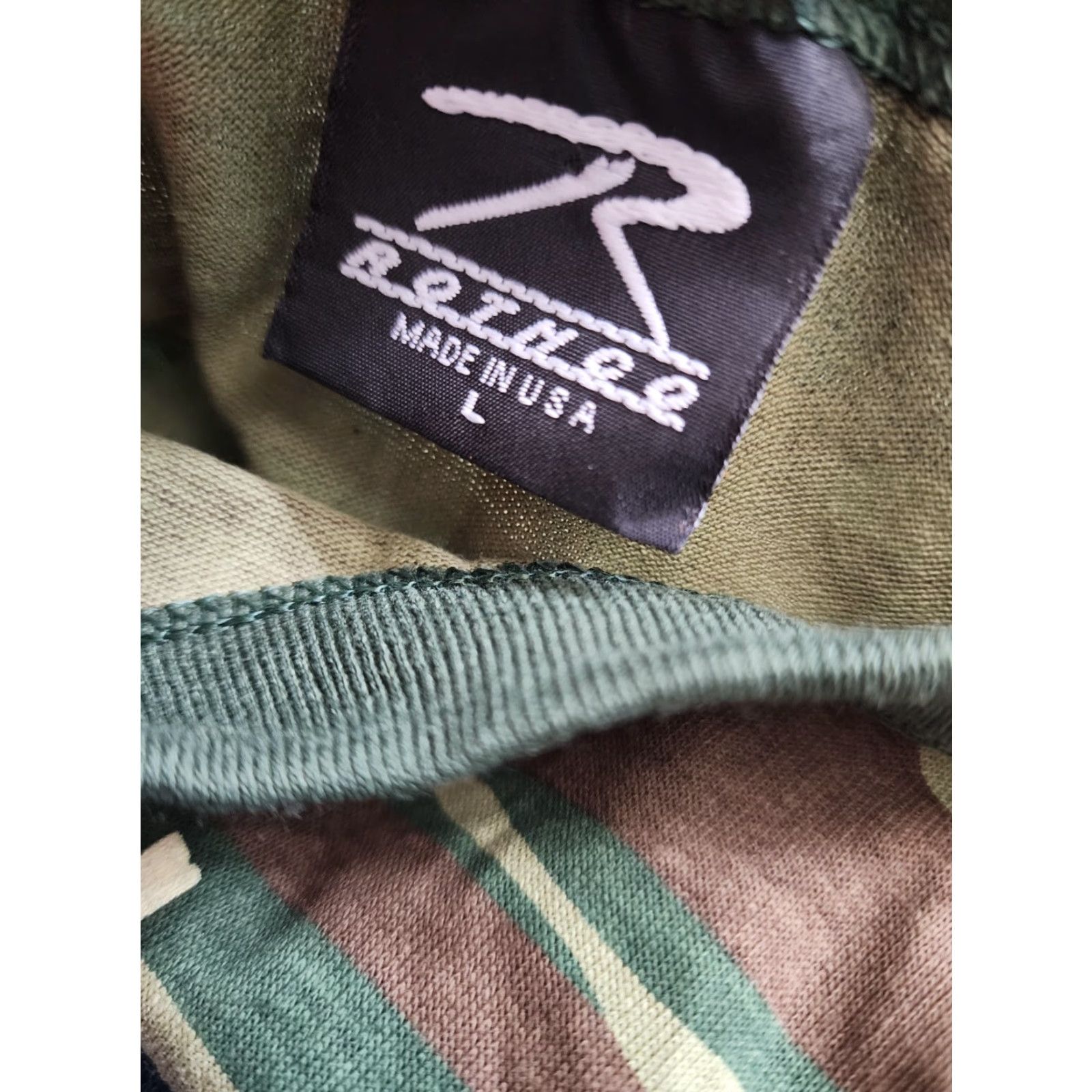Bebe VINTAGE 90s Be All You Can Be DARE T-Shirt Camouflage Green Adult L Single Stitch USA Mens Size US L / EU 52-54 / 3 - 5 Thumbnail