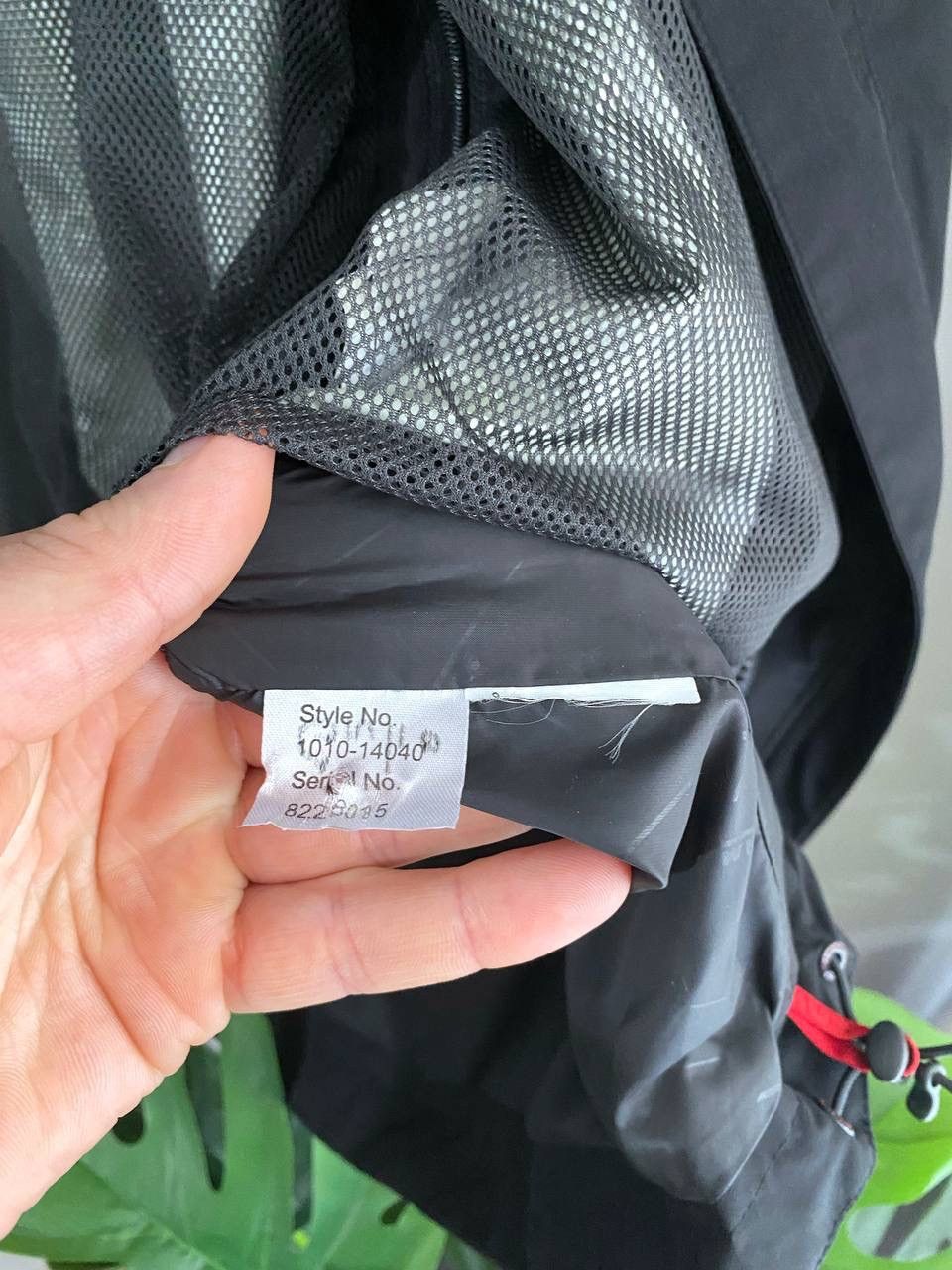 Mammut Mammut GORE-TEX Men's Black Waterproof Hooded Jacket Size XL Size US XL / EU 56 / 4 - 15 Thumbnail