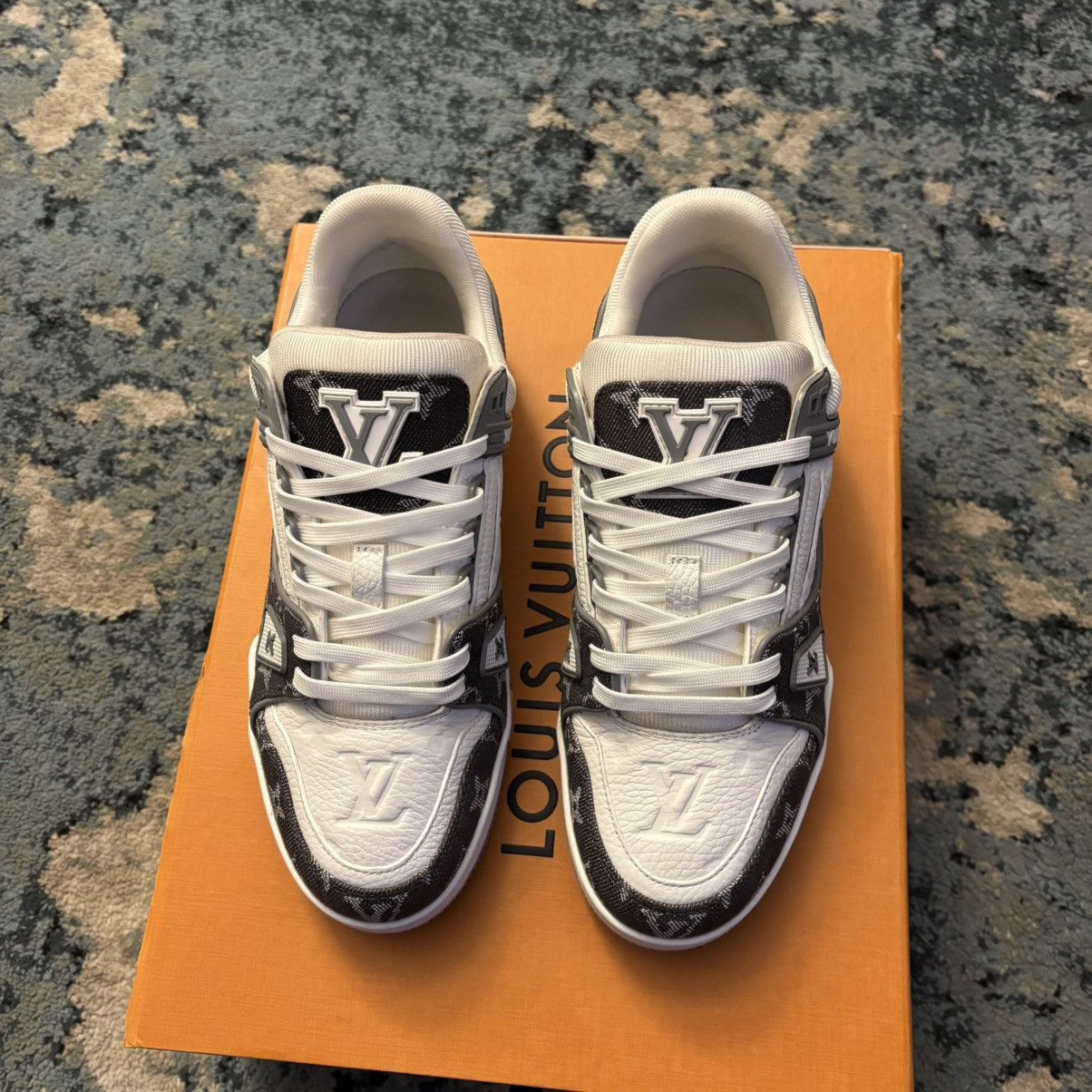 Louis Vuitton Louis Vuitton Grey Trainer Sneaker Size 39 (10Wmns/7Men) Size US 10 / IT 40 - 3 Thumbnail