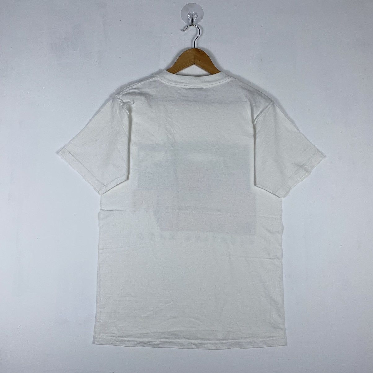 Vintage Vintage 1990 FLOATING HATS Artist Print John Lara Art Tee Size US L / EU 52-54 / 3 - 7 Thumbnail