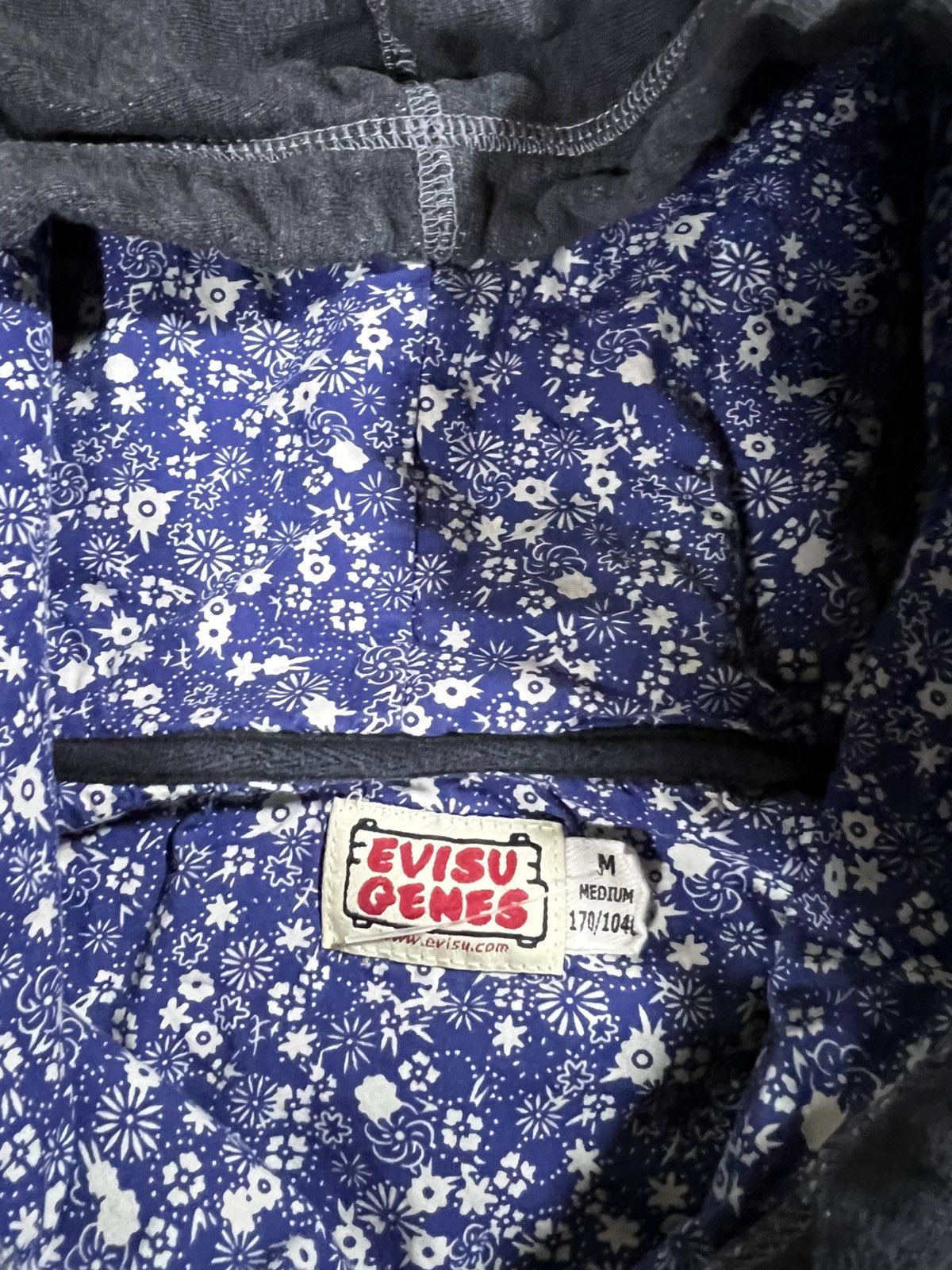 Evisu Vintage 2000s Y2K EVISU Hoodie Pullover Sweatshirt Size US M / EU 48-50 / 2 - 8 Thumbnail