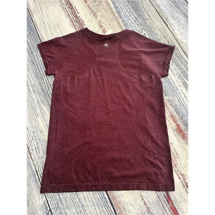 Athleta Athleta Women's Short Sleeve Crewneck Tee in Burgundy with M Size L / US 10 / IT 46 - 7 Thumbnail