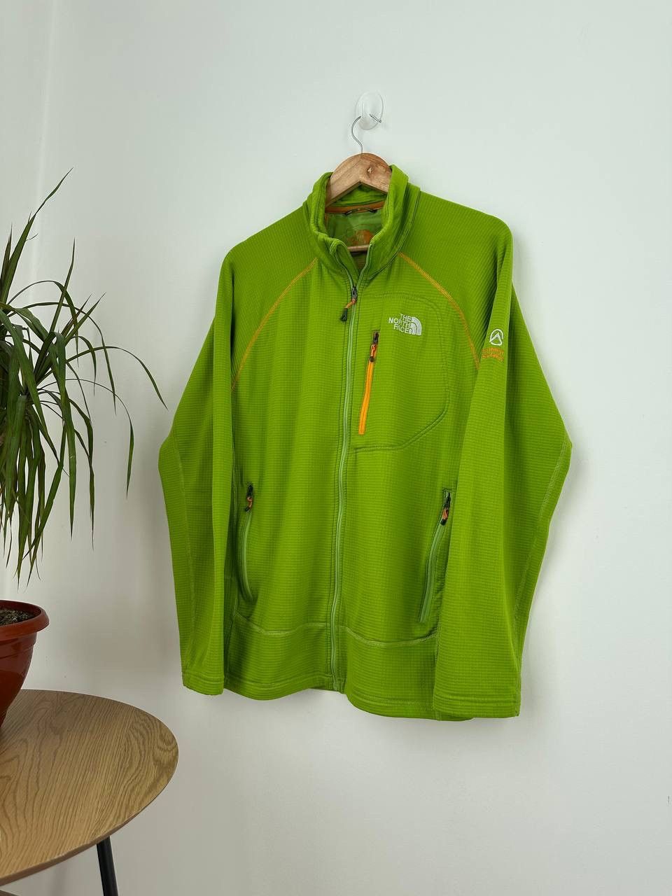 Other Vintage The North Face Green Outdoor Zip Hoodie Size US XL / EU 56 / 4 - 4 Thumbnail