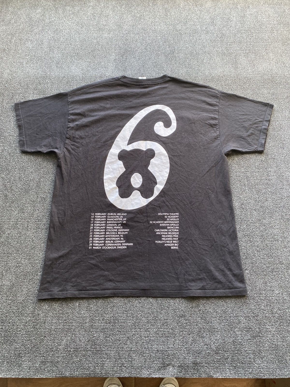 Band Tees 🔥6lack “since i have a lover” tour band mens tee L Size US L / EU 52-54 / 3 - 2 Thumbnail