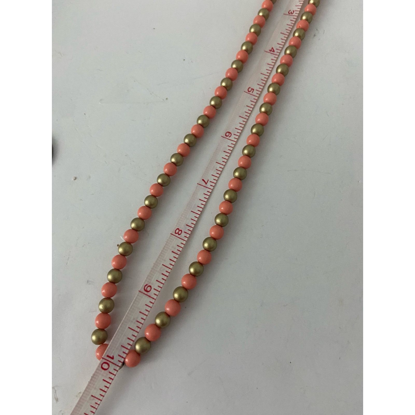 Handmade pink coral bead necklace Size ONE SIZE - 5 Thumbnail
