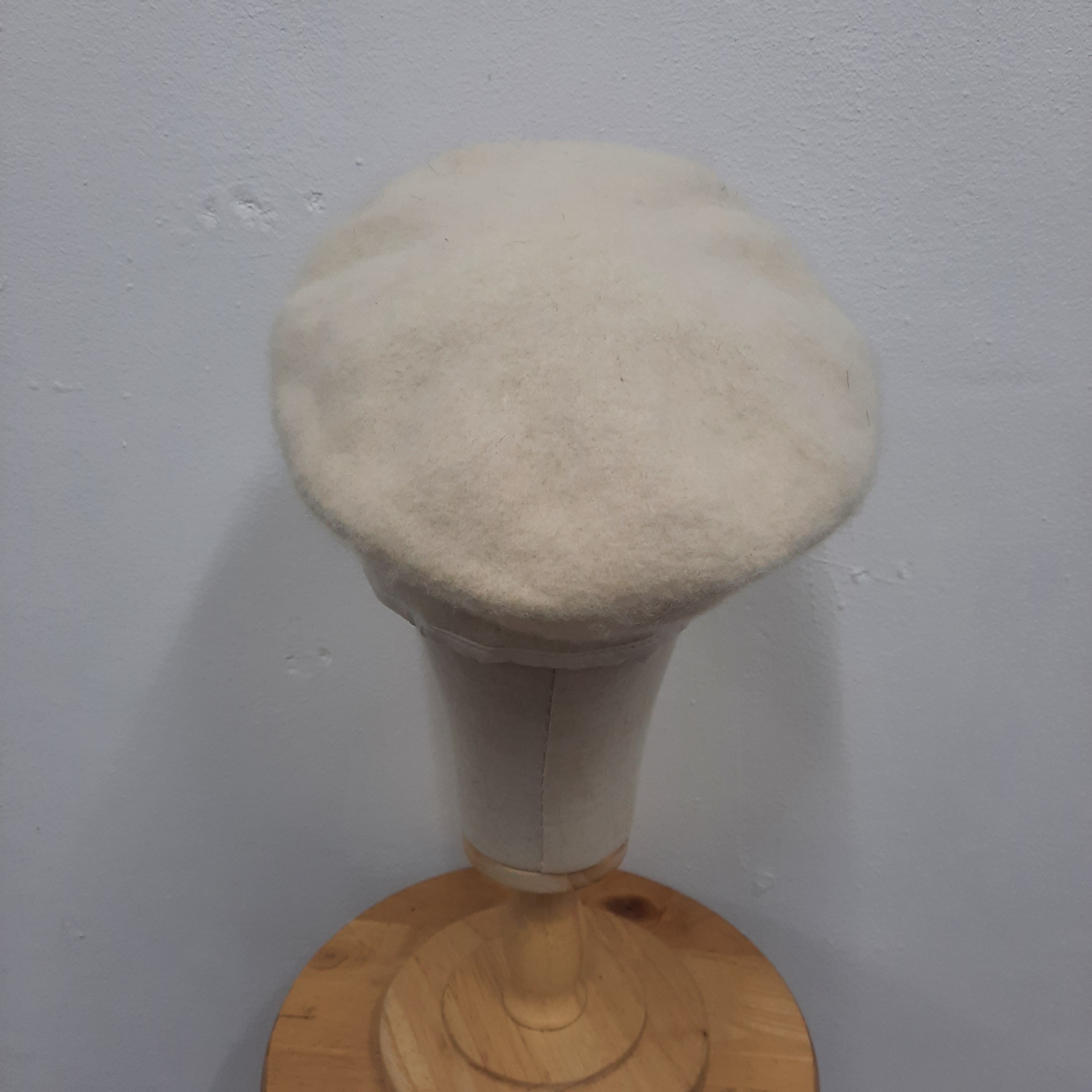 Japanese Brand 🔥Angel eyes japan group beret hat Size ONE SIZE - 3 Thumbnail