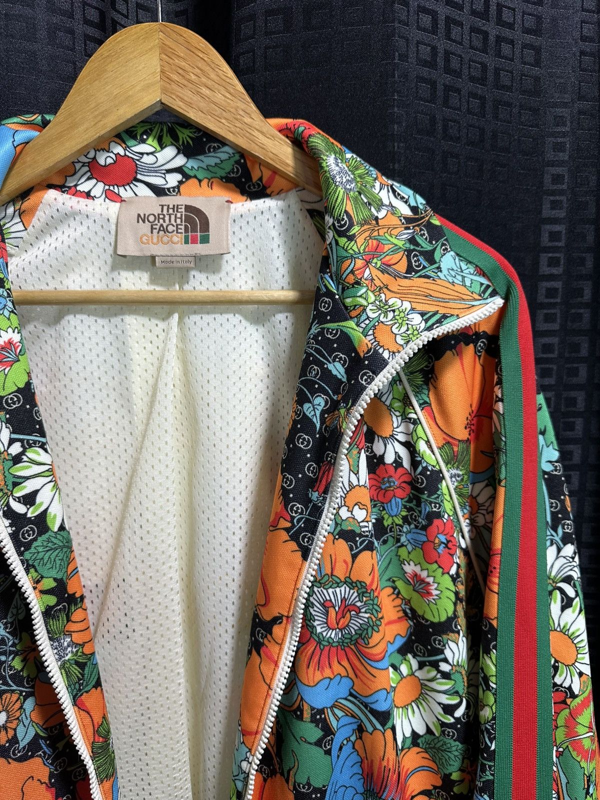 Gucci × The North Face Gucci x The northface floral print track jacket Size US L / EU 52-54 / 3 - 4 Thumbnail
