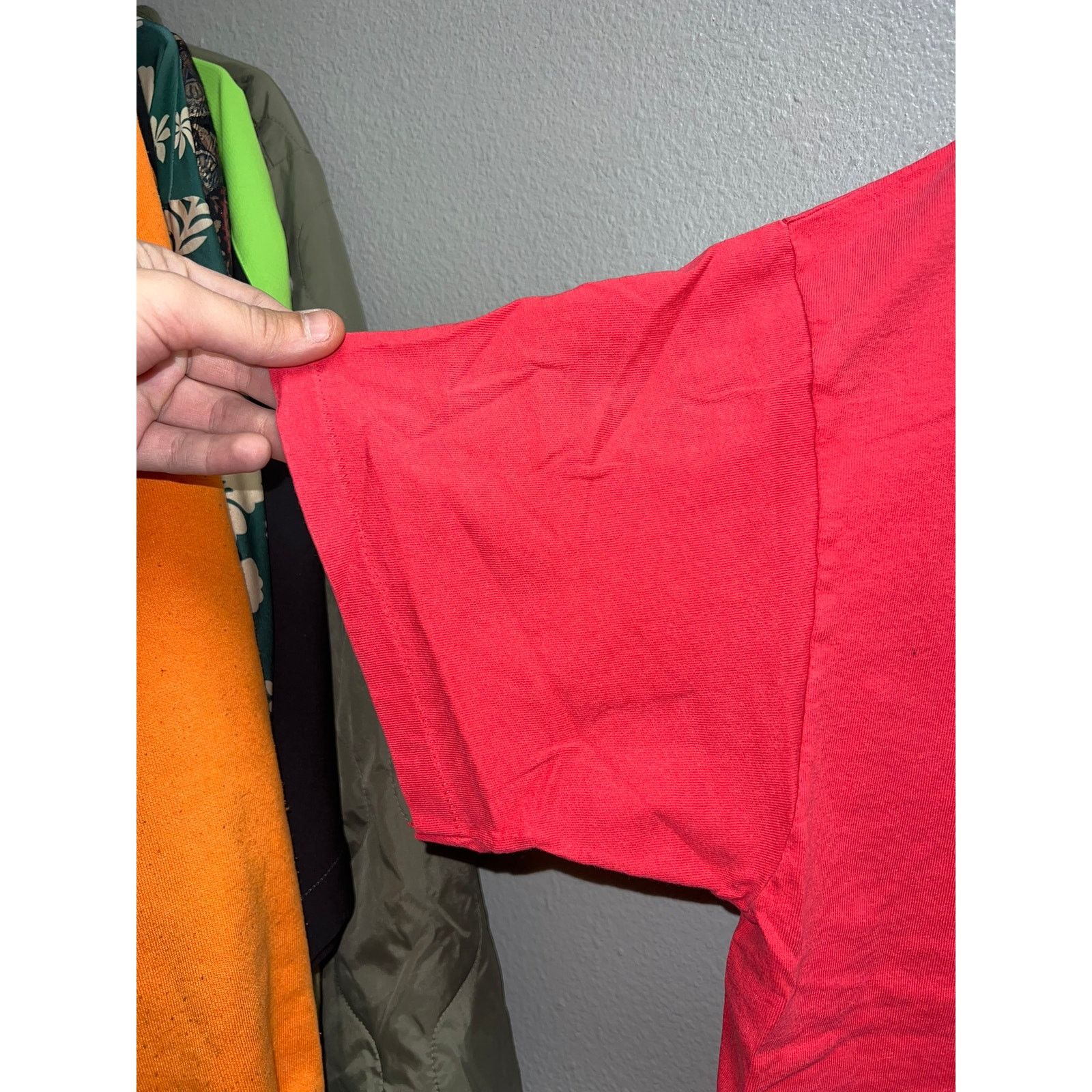 Hanes Vintage Hanes Red Blank Shirt Heavyweight USA Made Tee 90s L Size US L / EU 52-54 / 3 - 4 Thumbnail