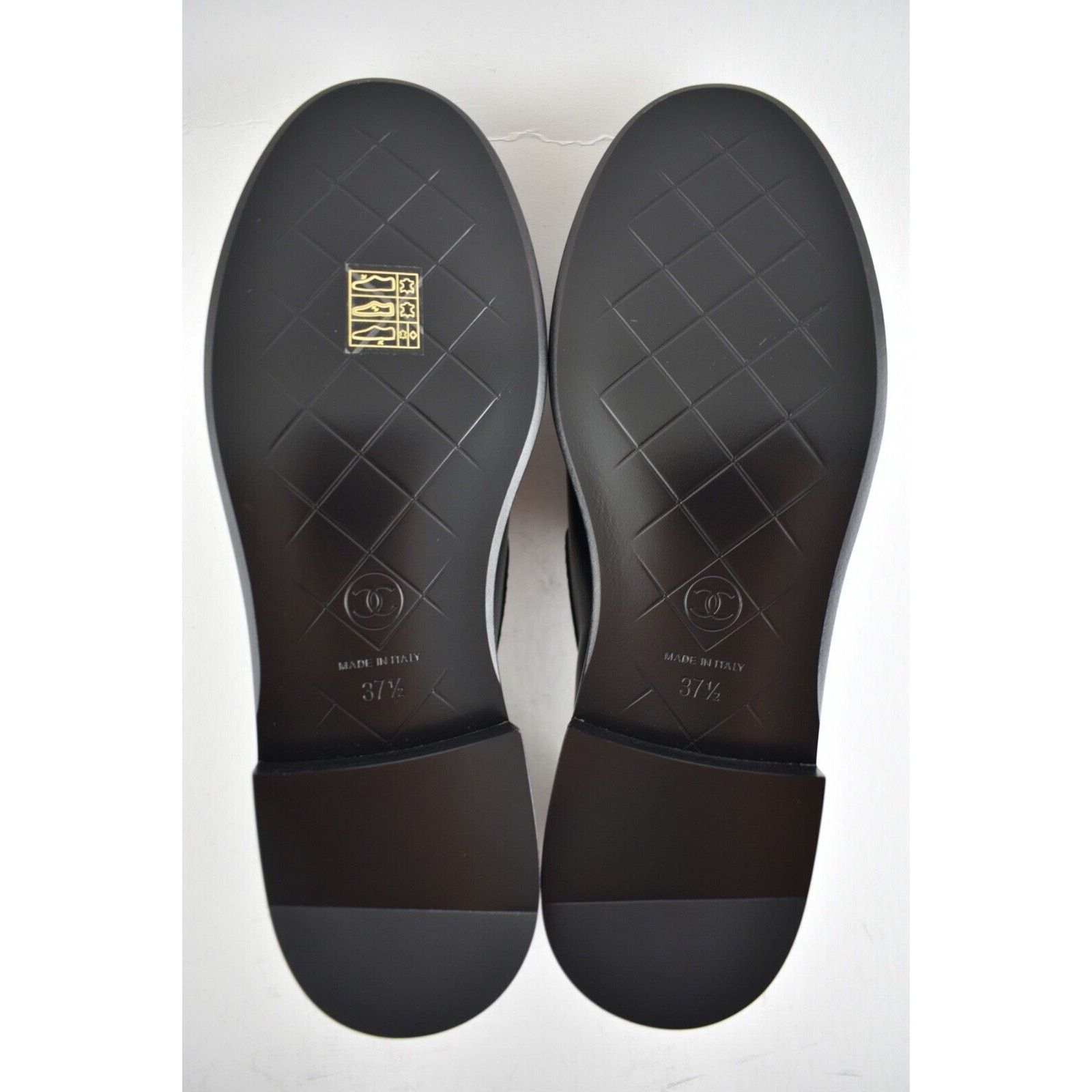 Chanel Chanel Quilted Flap Turnlock Mule Slip On Flat Loafer 37.5 Size US 7.5 / IT 37.5 - 12 Thumbnail