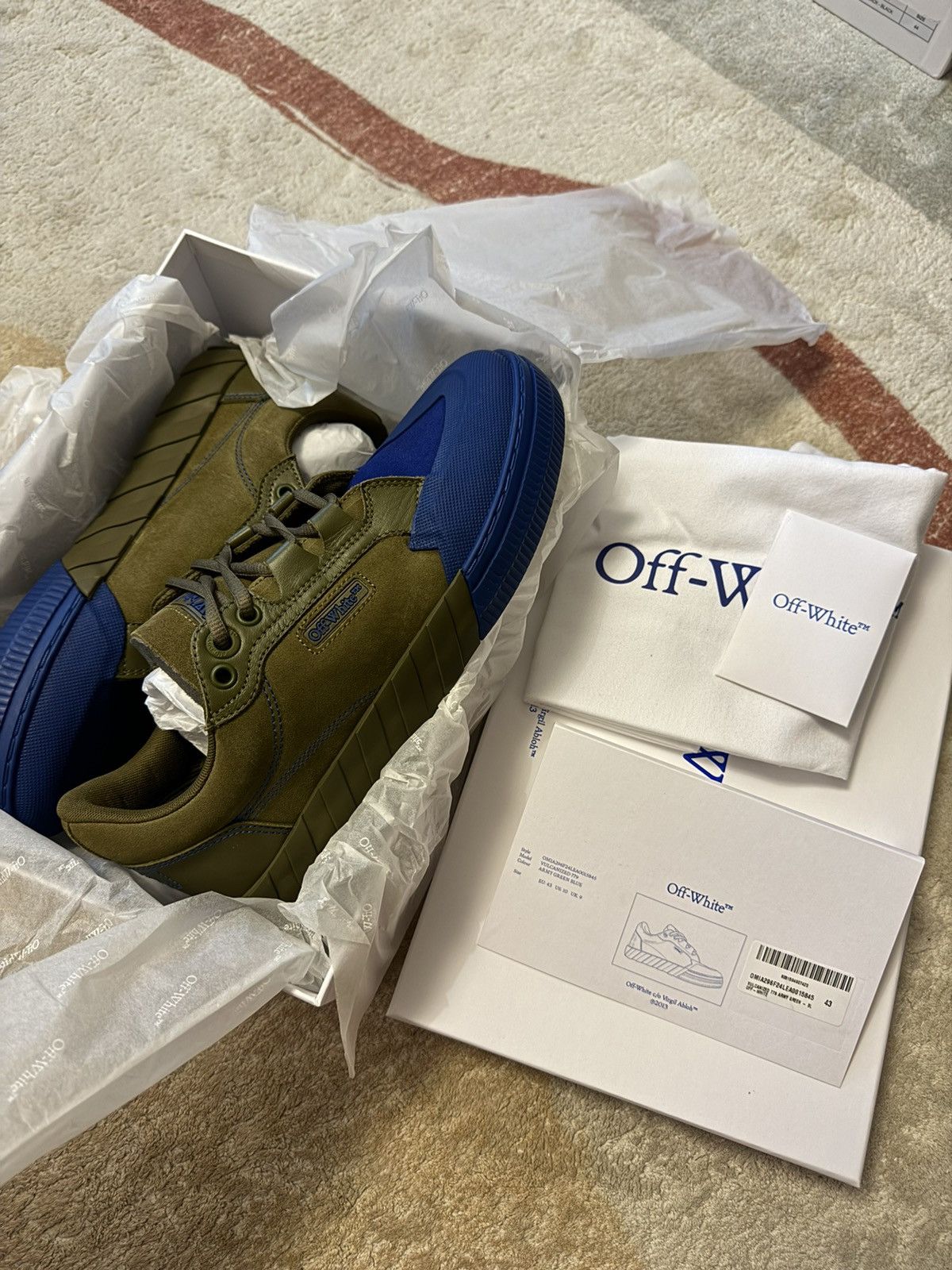 Off-White Off White Vulcanized 779 Size US 10 / EU 43 - 1 Thumbnail