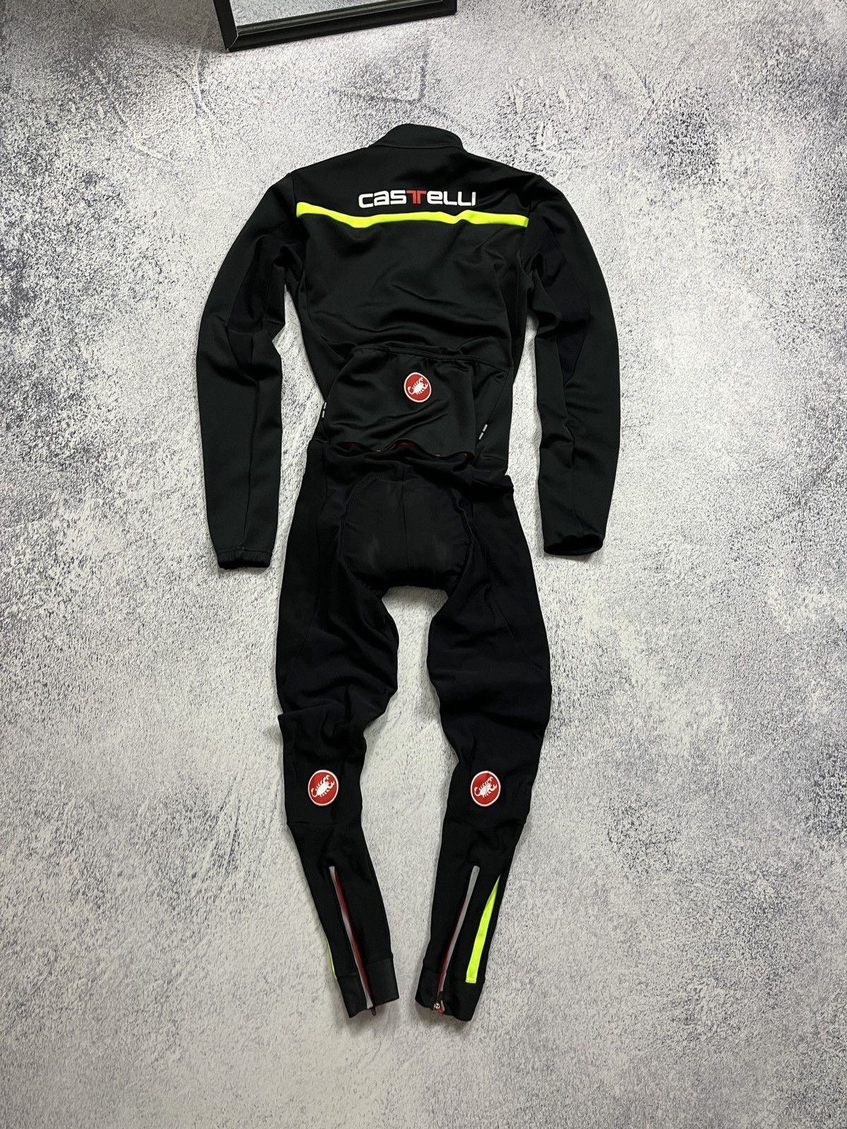 Other Castelli Cycling Jersey Thermosuit Gore Rosso Corsa Bibs Size US L / EU 52-54 / 3 - 12 Thumbnail
