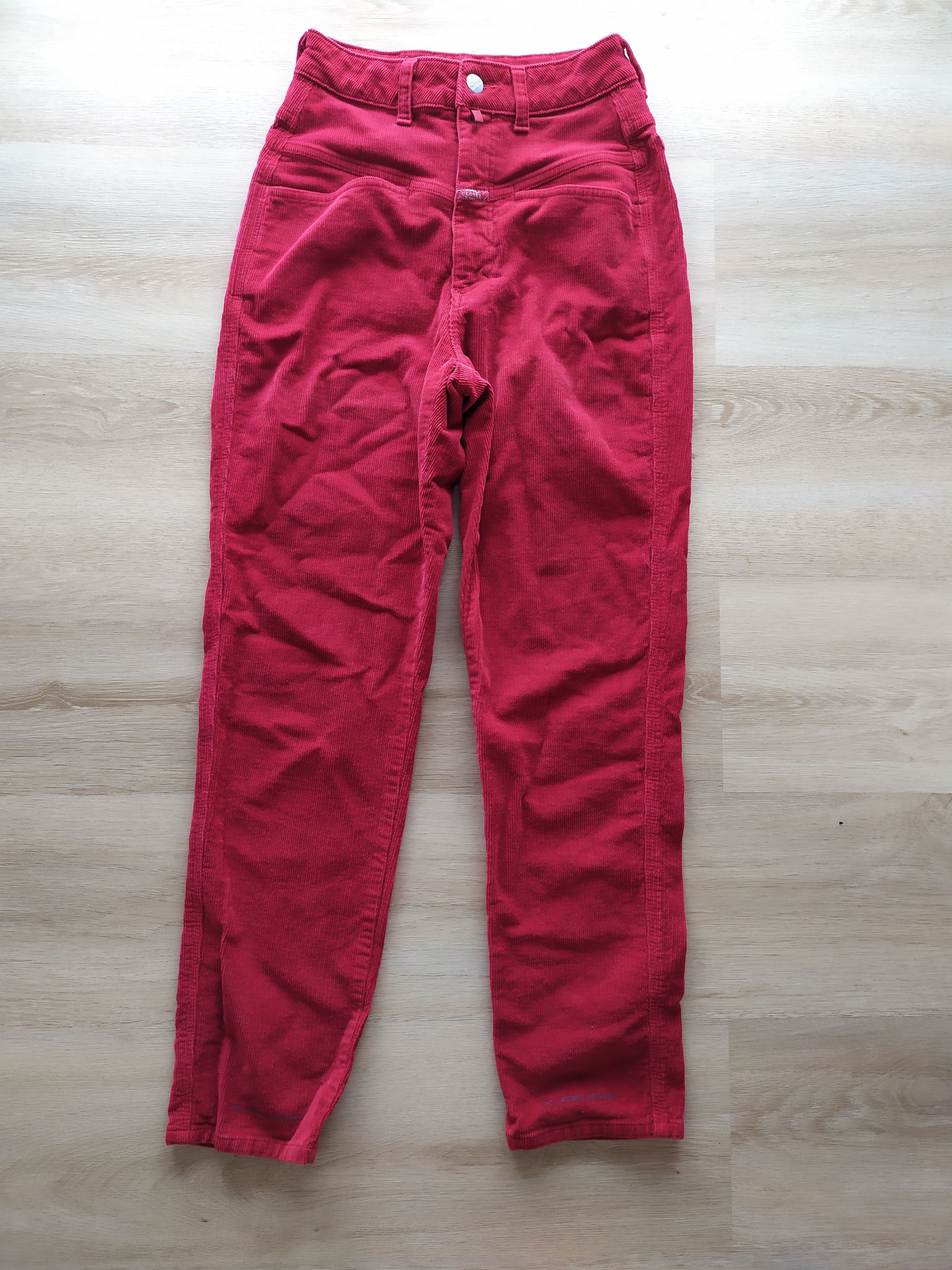 CLOSED Closed Pedal Pusher Jeans Straight leg red corduroy trousers Size 28" / US 6 / IT 42 - 3 Thumbnail