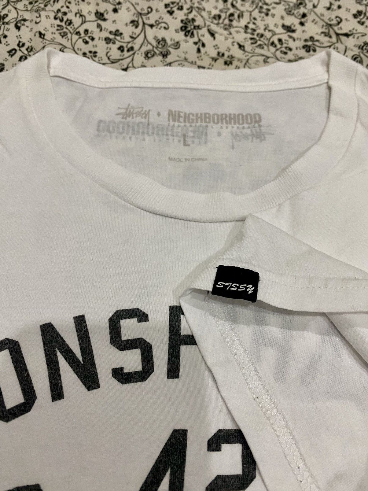 Neighborhood × Stussy stussy x neighbourhood tee Size US L / EU 52-54 / 3 - 2 Thumbnail