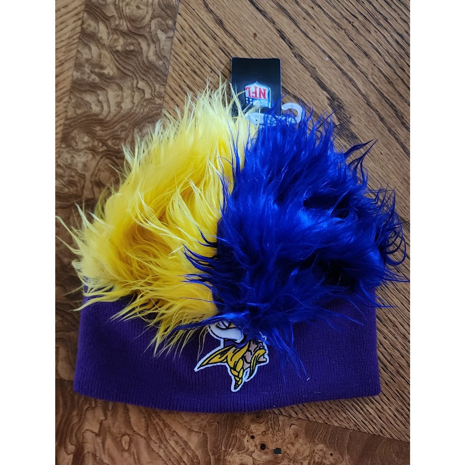 Other Vikings NFL team furry beanie gold purple Size ONE SIZE - 1 Thumbnail