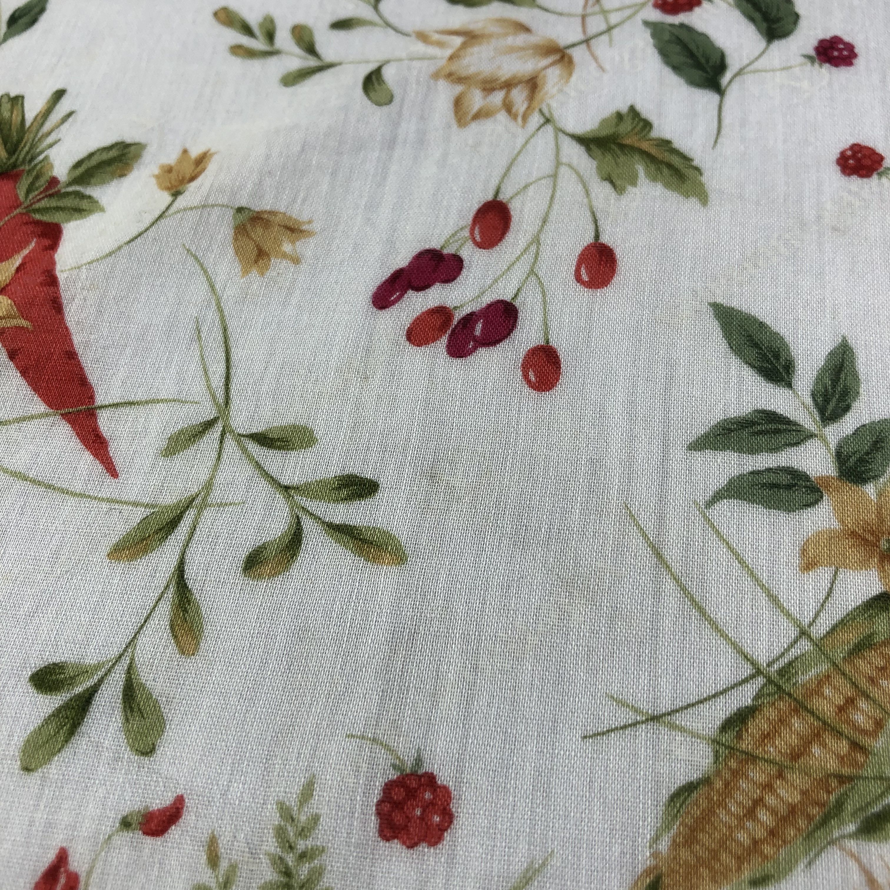 Vintage Valentino Garavani Handkerchief Neckerchief Bandana H1783 Size ONE SIZE - 6 Thumbnail
