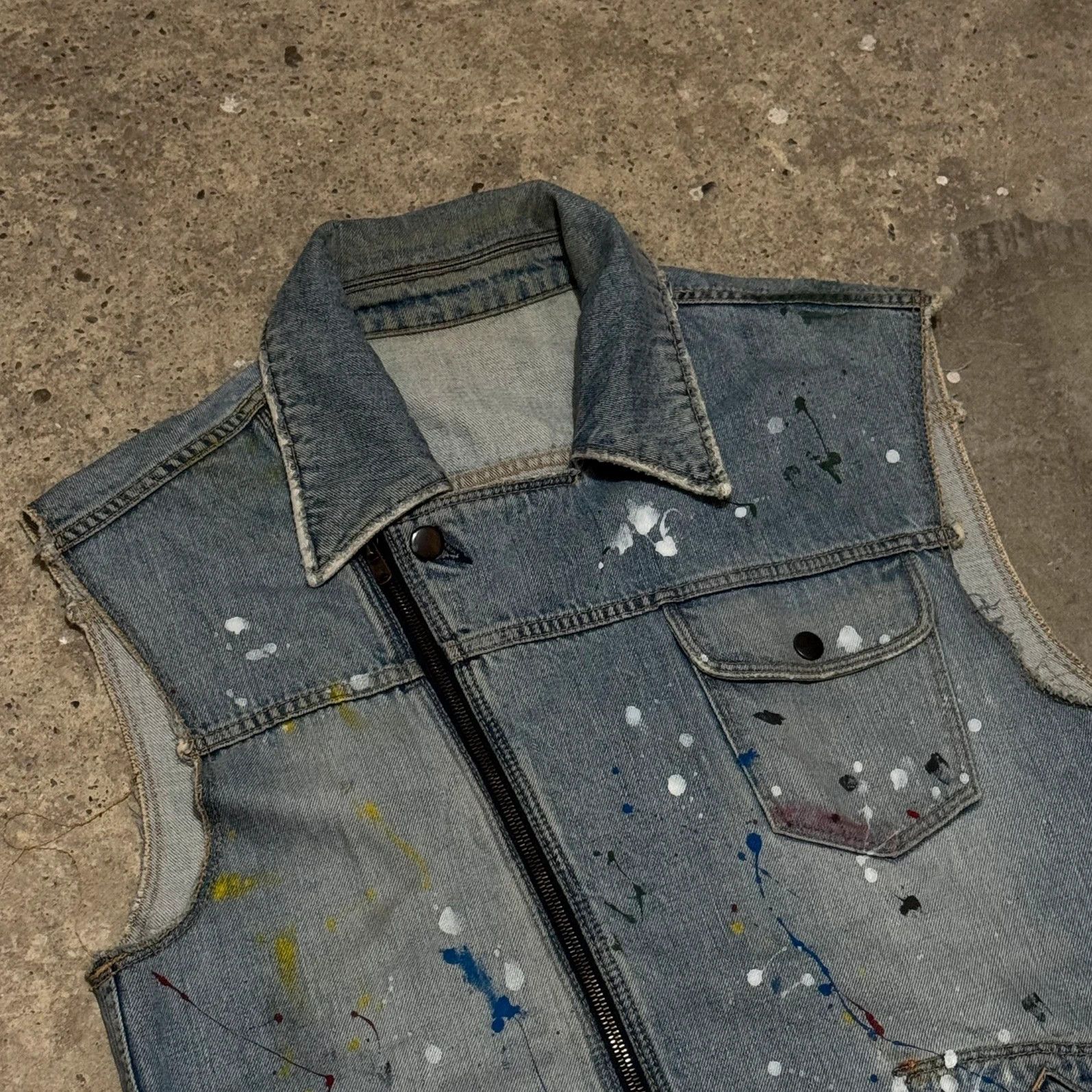 Number (N)ine S/S 2006 Number Nine paint splatter biker denim vest Size US L / EU 52-54 / 3 - 4 Thumbnail