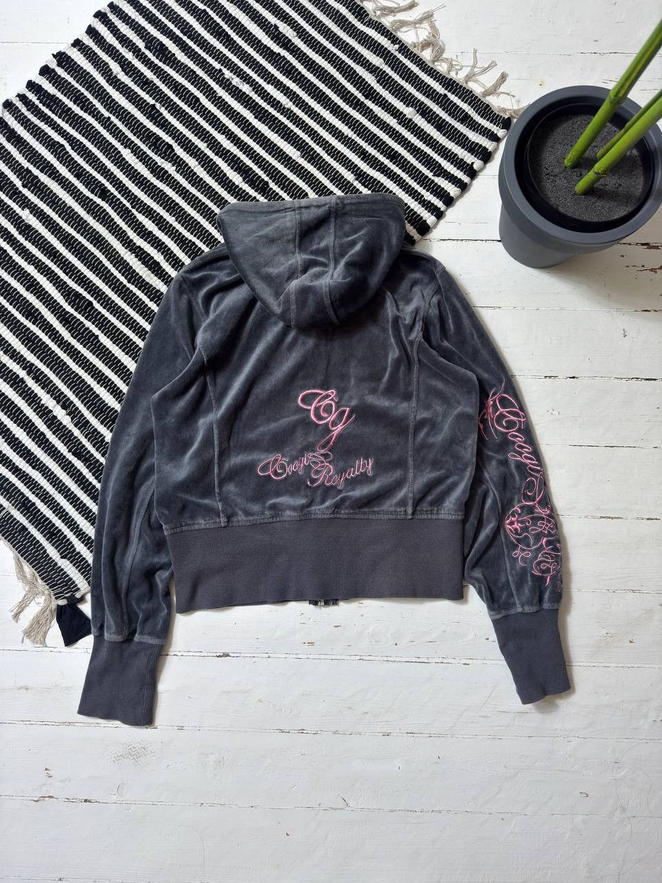 Coogi COOGI VINTAGE VELOUR SKINI BOXY FIT ZIP HOODIE Size XL / US 12-14 / IT 48-50 - 2 Thumbnail