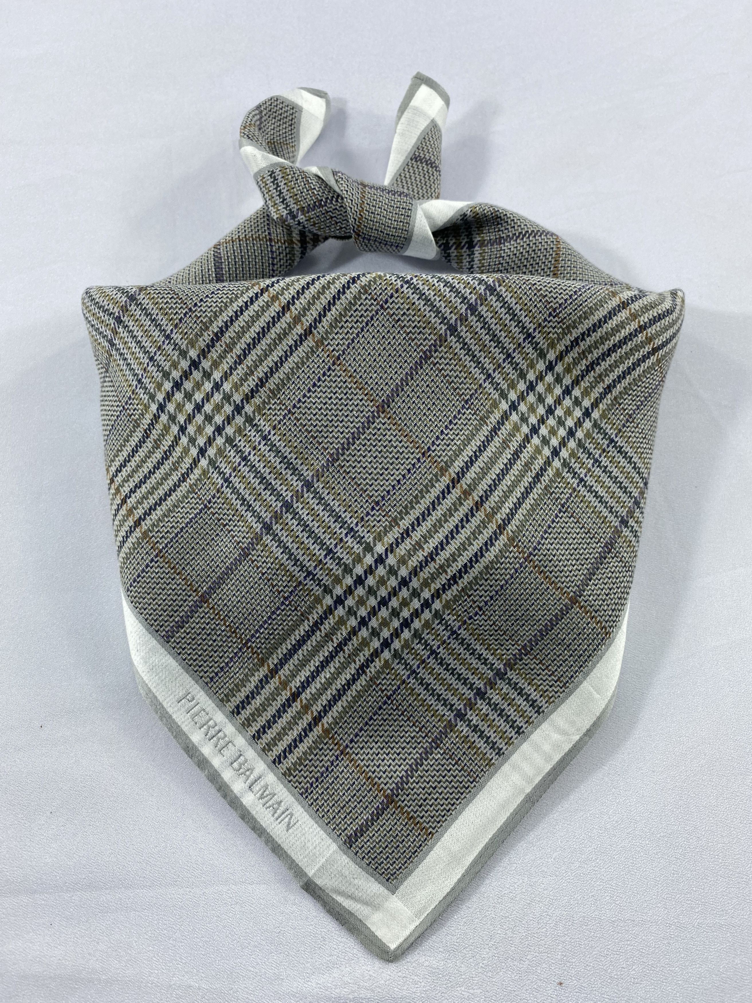 Pierre Balmain Pierre Balmain Handkerchief / Bandana / Neckerchief Size ONE SIZE - 2 Thumbnail