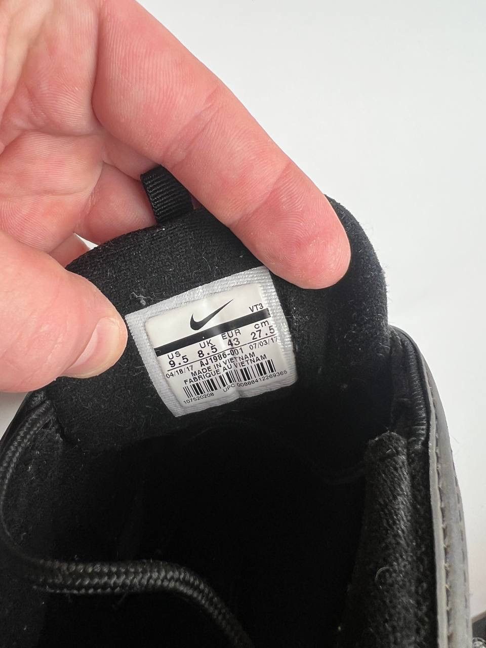 Nike × Undefeated Nike X Undefeated Air Max 97 Black Gucci Size US 9.5 / EU 42-43 - 8 Thumbnail
