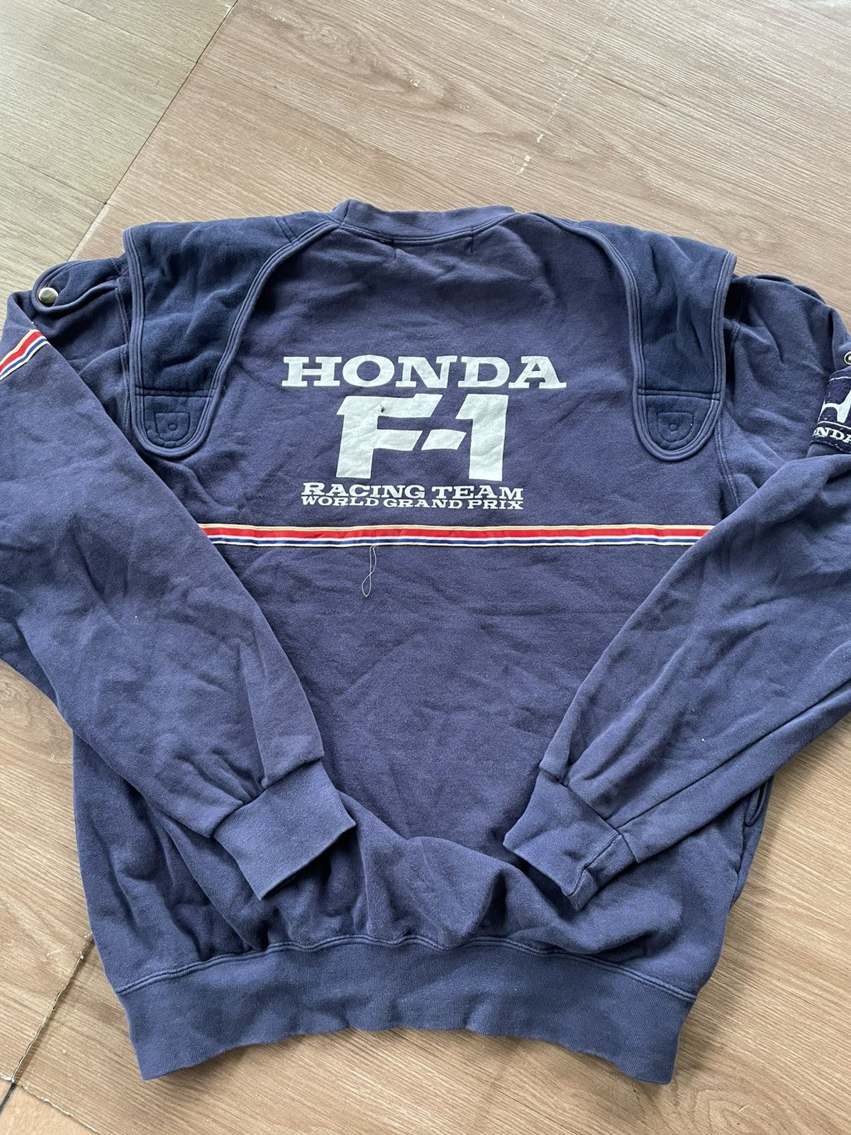 Honda Vintage Distressed Honda F1 Racing Team Sweatshirt Size US L / EU 52-54 / 3 - 7 Thumbnail