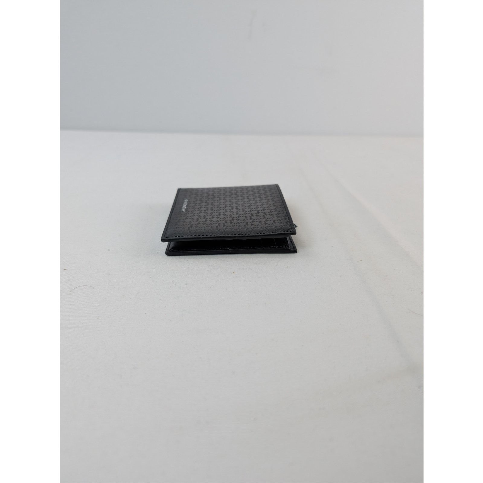 Givenchy o1rshd1 Size: OS / 8CC Billford Wallet in Dark Grey Size ONE SIZE - 11 Thumbnail