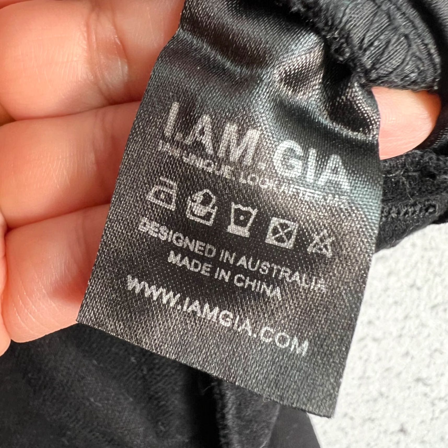 I.AM.GIA I.AM.GIA Black Rhinestone Embellished Wide Leg Denim Pants Womens Small Size S Denim Jeans Rhinestone 5-Pocket Brand: I.AM.GIA Womens Shoes? Size 28" / US 6 / IT 42 - 4 Thumbnail