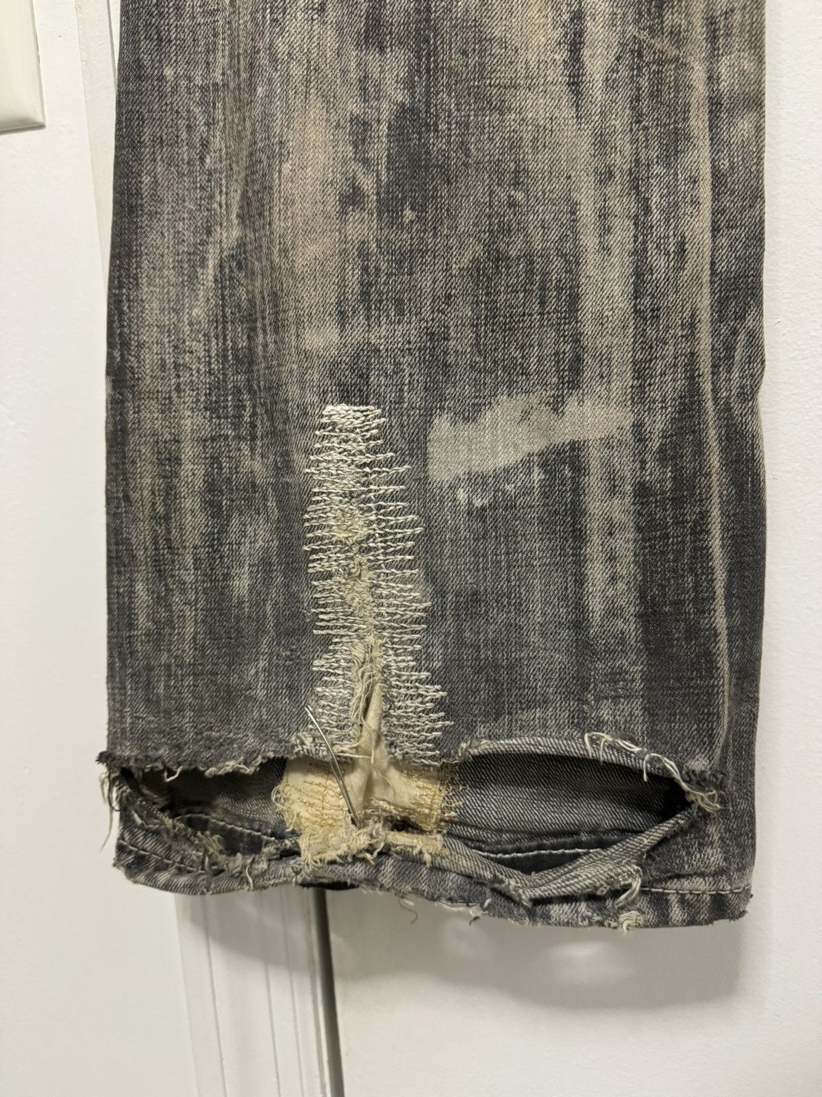 Yasuyuki Ishii Distressed Jeans Size US 31 - 5 Thumbnail