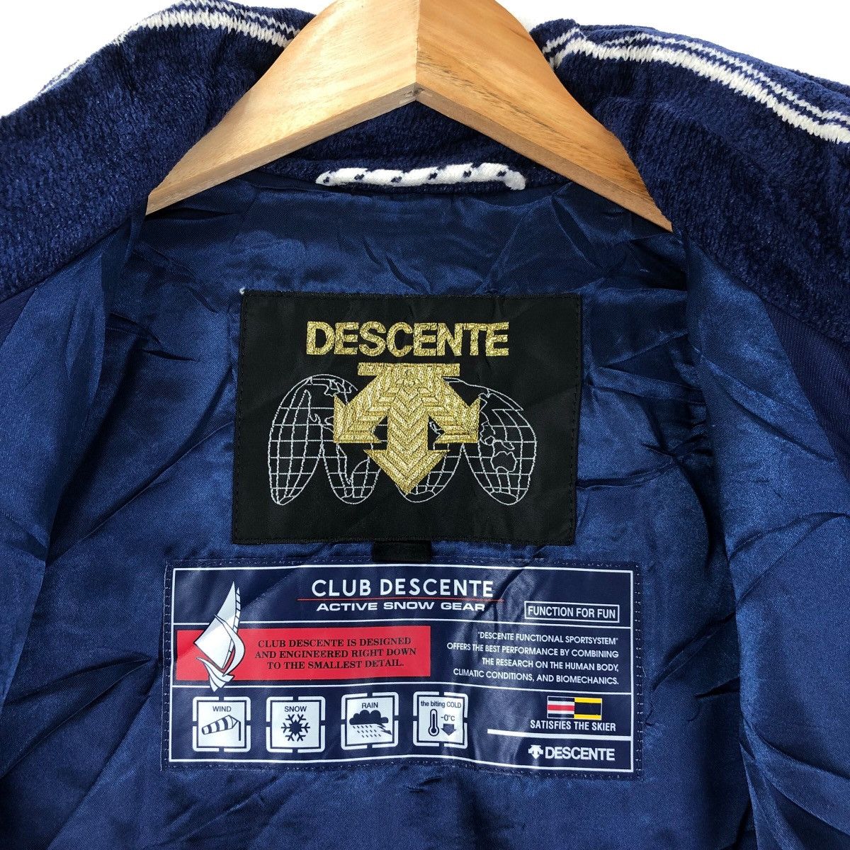 Descente Vintage CLUB DESCENTE Active Snow Gear Heavy Coat Jacket Size US L / EU 52-54 / 3 - 4 Thumbnail
