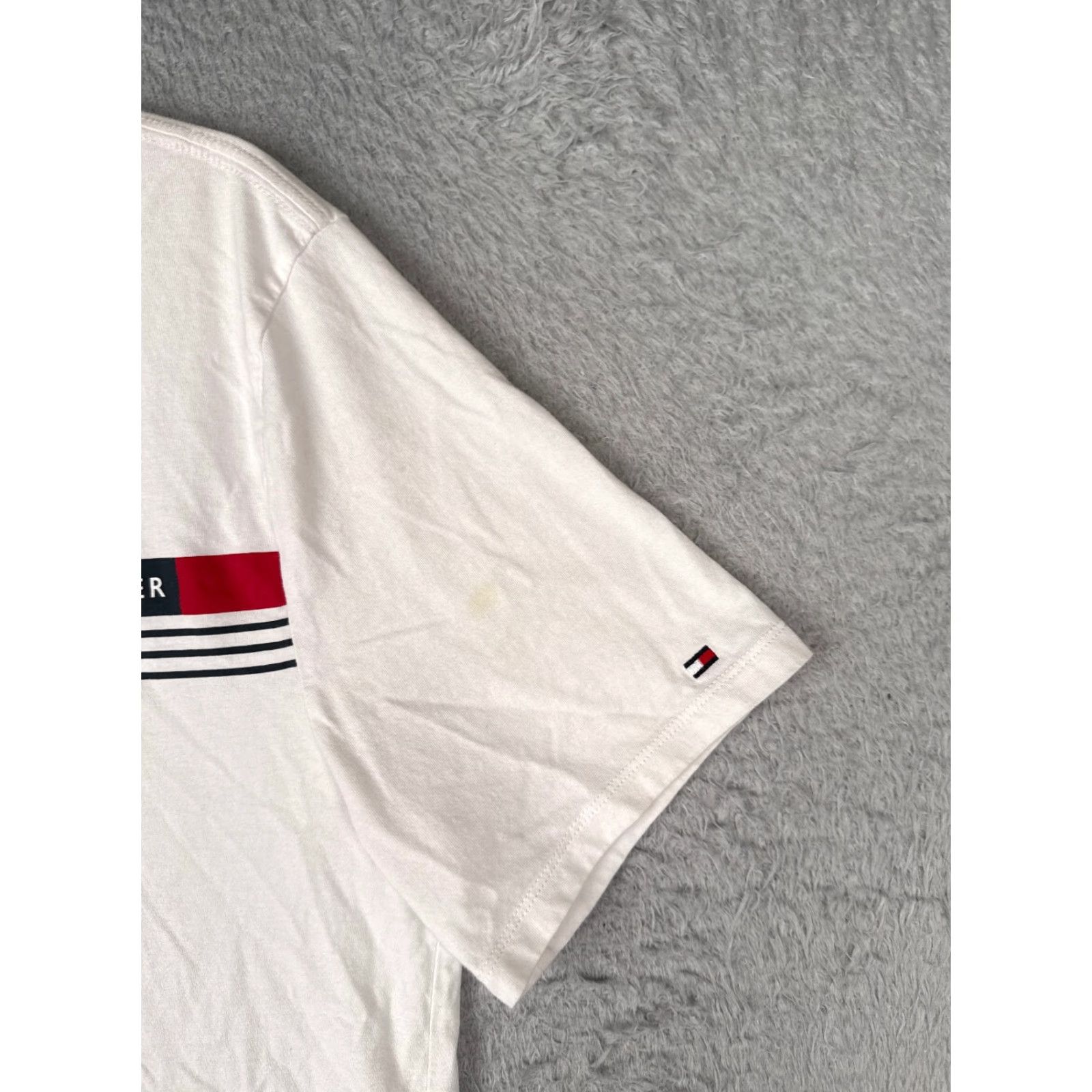 Tommy Hilfiger Tommy Hilfiger Shirt Adult XL White Crew Neck Short Sleeve 100% Cotton Jersey Logo Embroidered Size US XL / EU 56 / 4 - 2 Thumbnail
