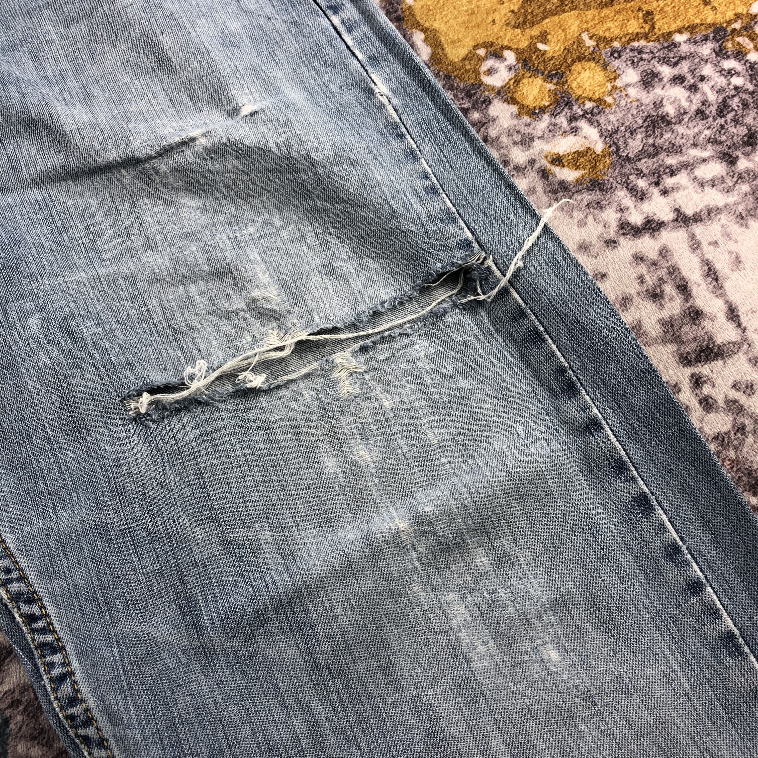 Levi's × Vintage Vintage Light Wash Levis 505 Jeans-JM2632 Size US 36 / EU 52 - 10 Thumbnail