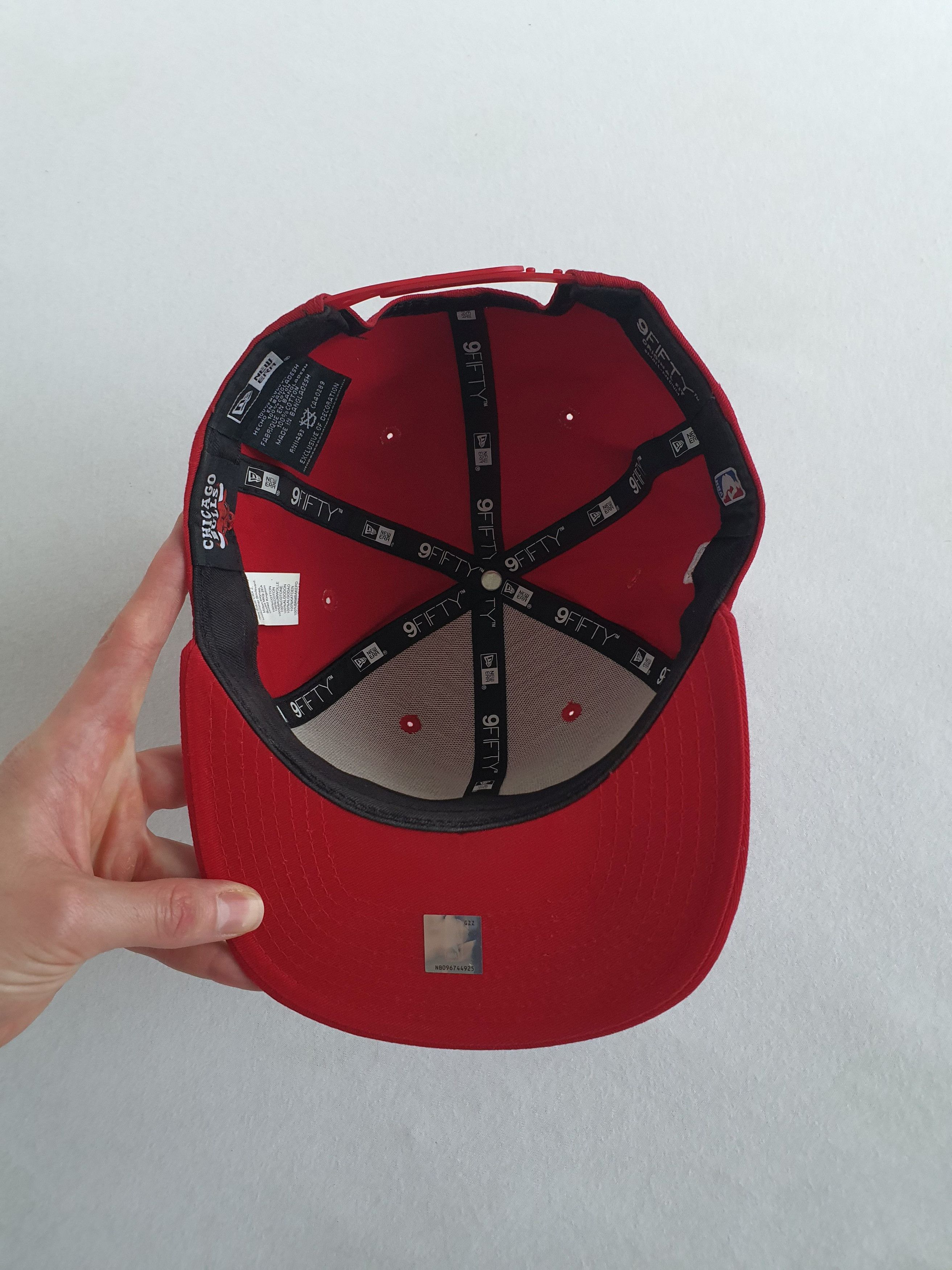 New Era 9FIFTY Snapback Cap - NBA Chicago Bulls - Sz S/M Size 28 - 6 Thumbnail