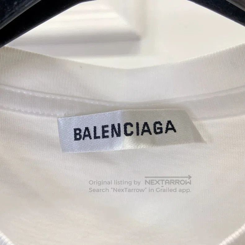 Balenciaga Balenciaga White T. Size US S / EU 44-46 / 1 - 5 Thumbnail