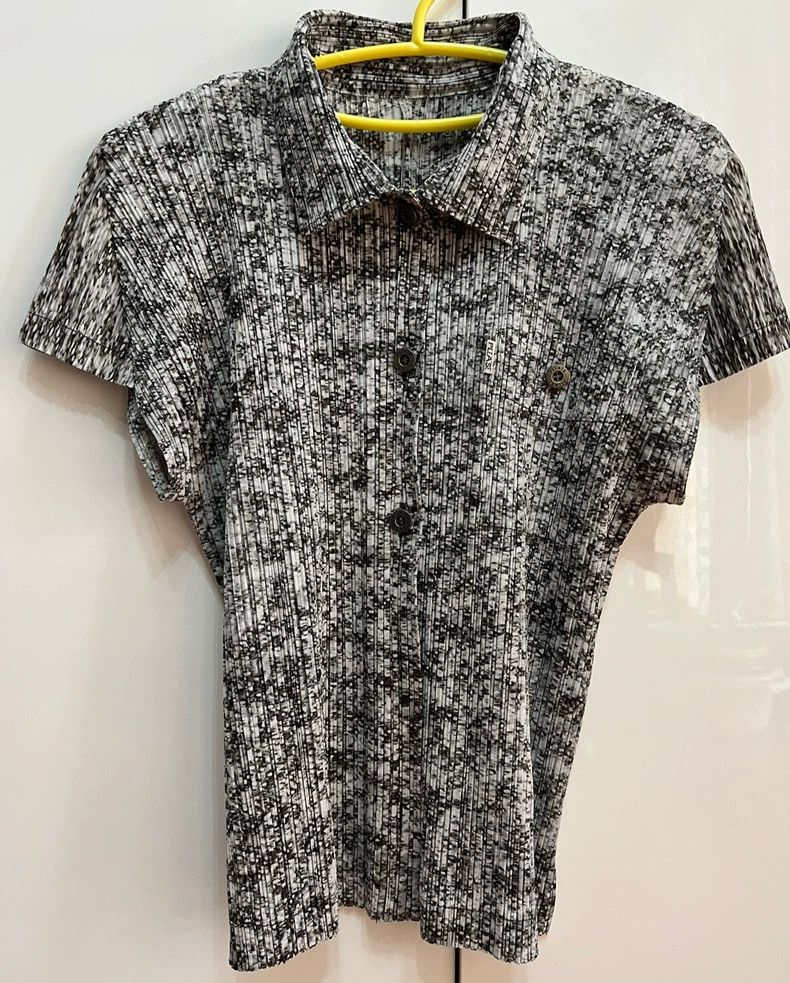 Issey Miyake Issey Miyake size:3 A thickened grey denim short-sleeved c Size M / US 6-8 / IT 42-44 - 1 Thumbnail