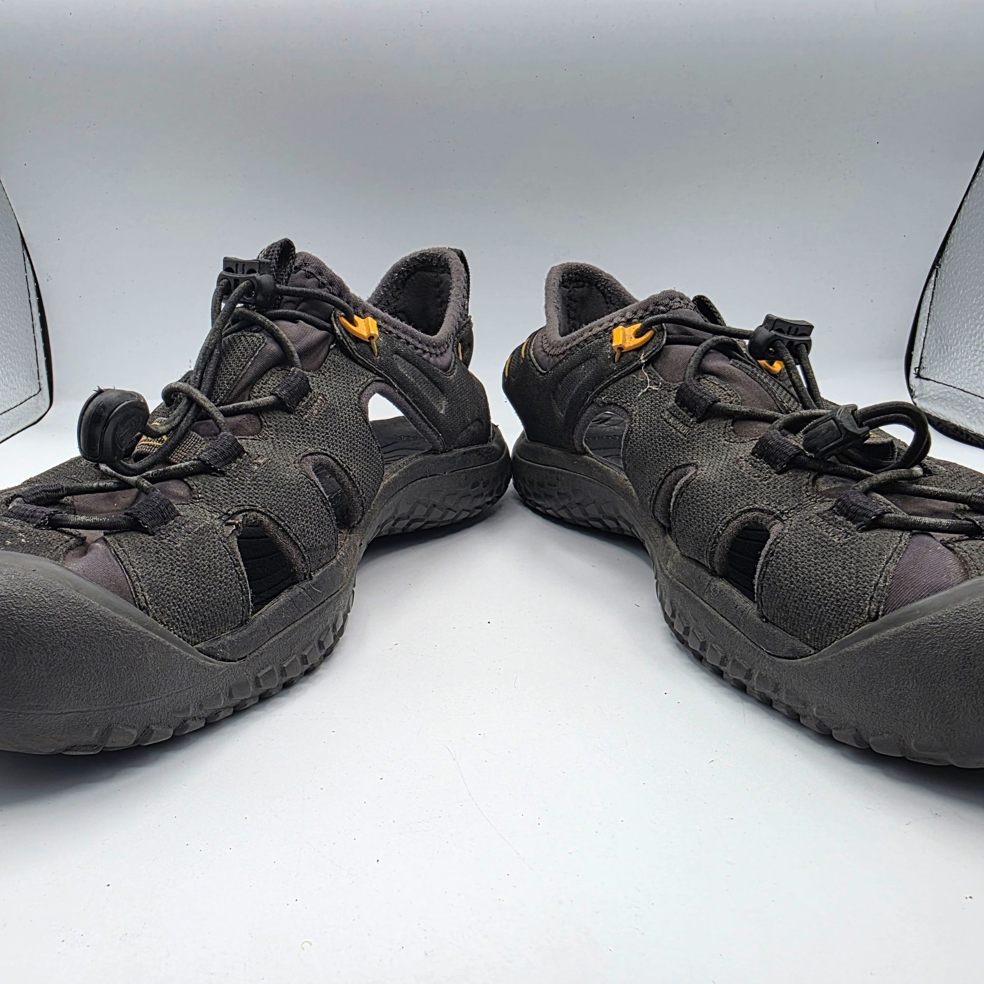 KEEN Keen SOLR Mens Size 8.5 Black Sandals Sport Water Slip On Cl Size US 8.5 / EU 41-42 - 3 Thumbnail