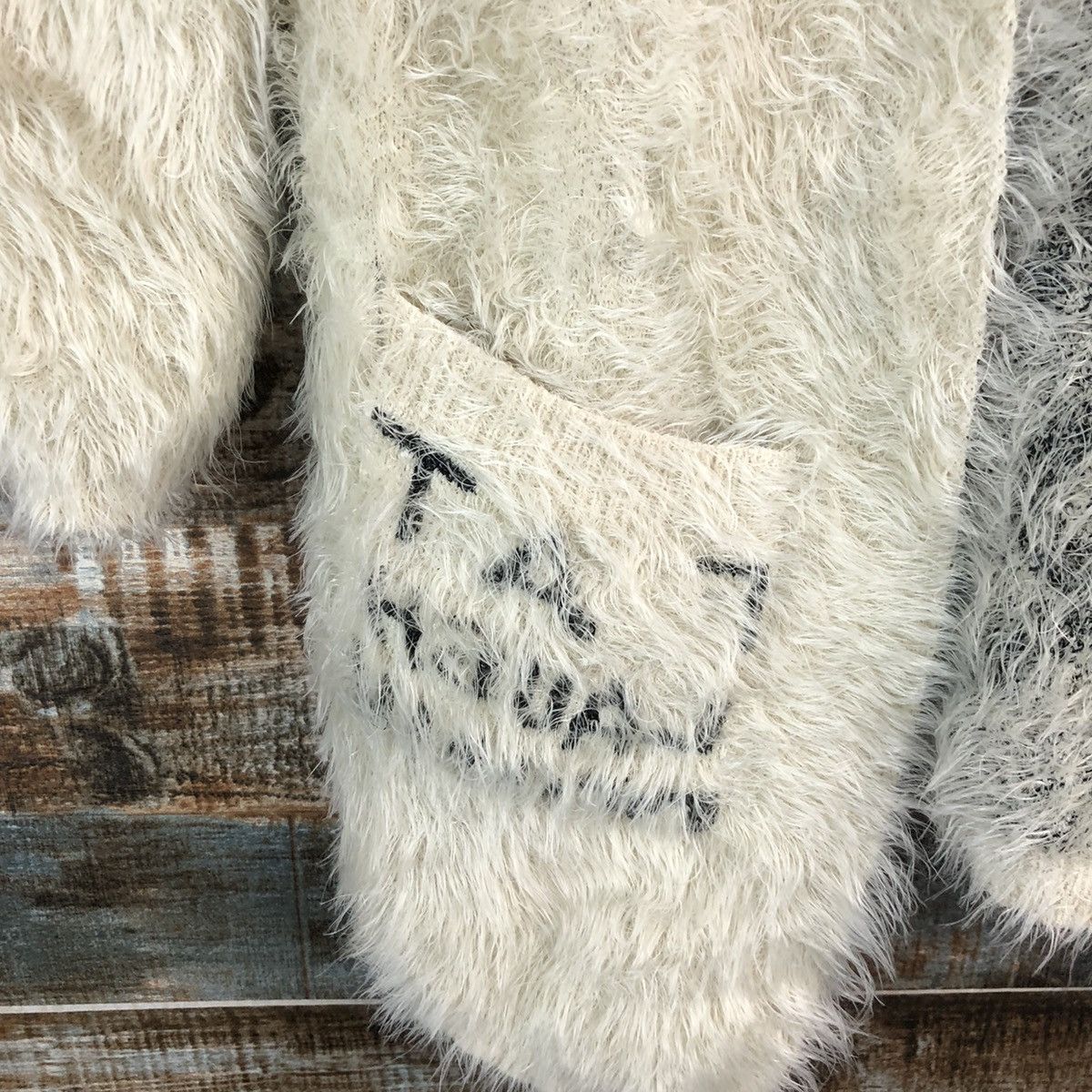 Vintage Japan faded mohair fur shaggy White Cardigan Knitwear #A1911 Size L / US 10 / IT 46 - 8 Thumbnail